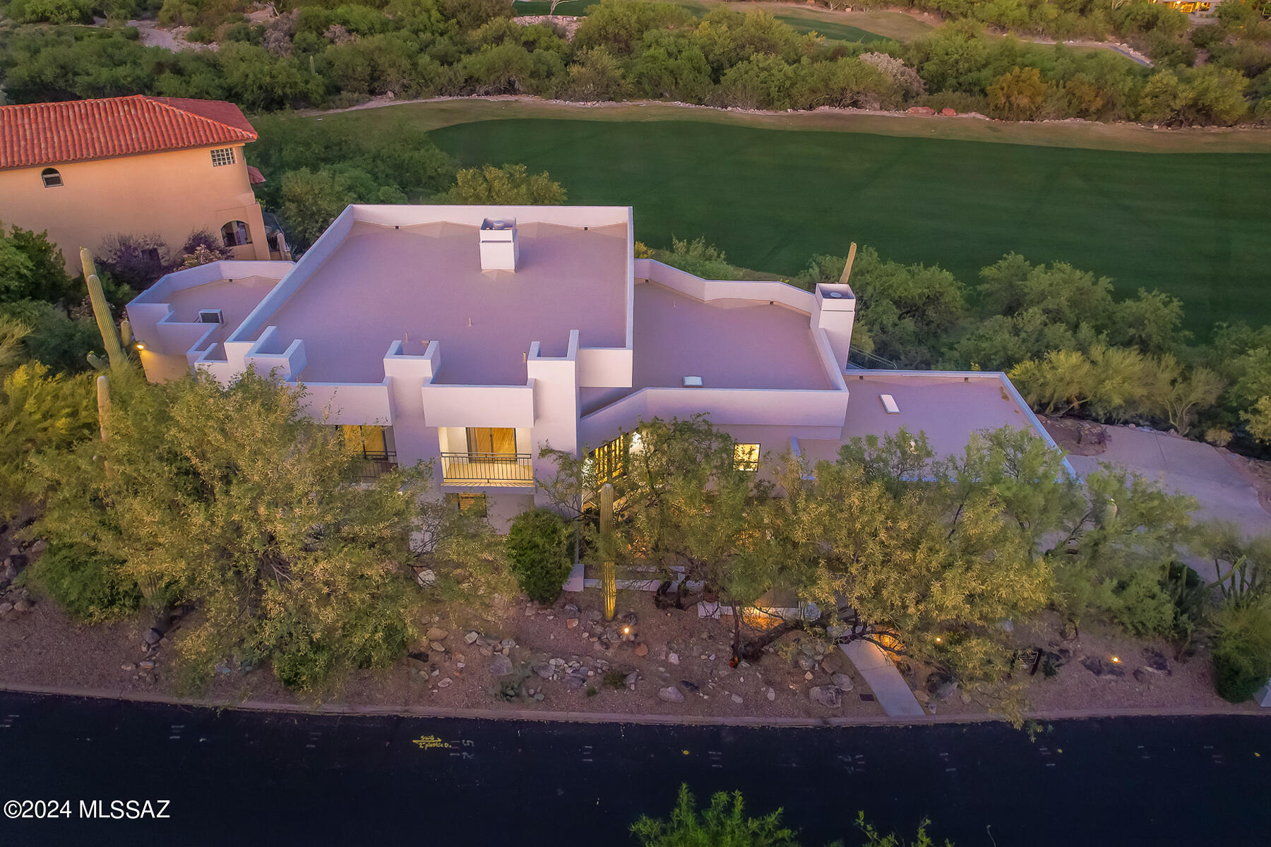 6212 N Desert Moon Loop