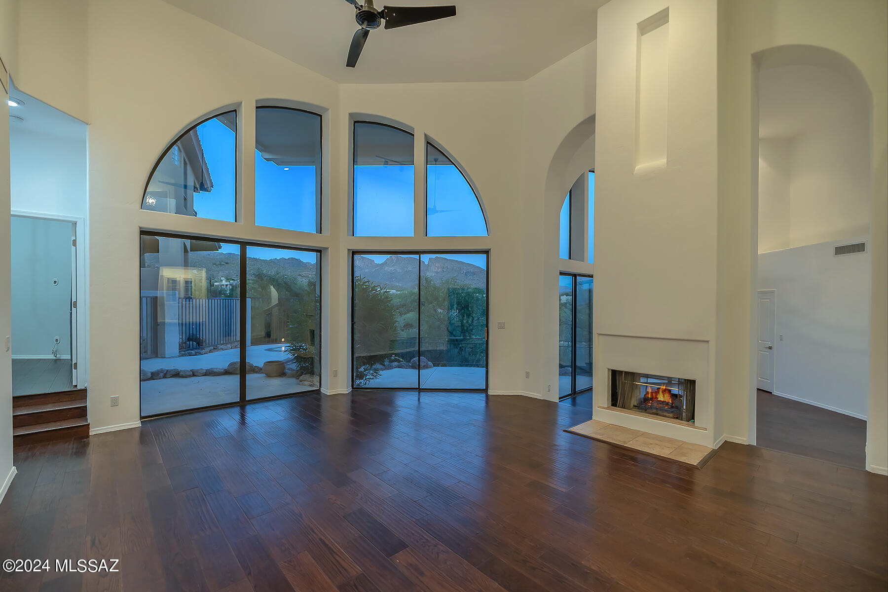 6212 N Desert Moon Loop