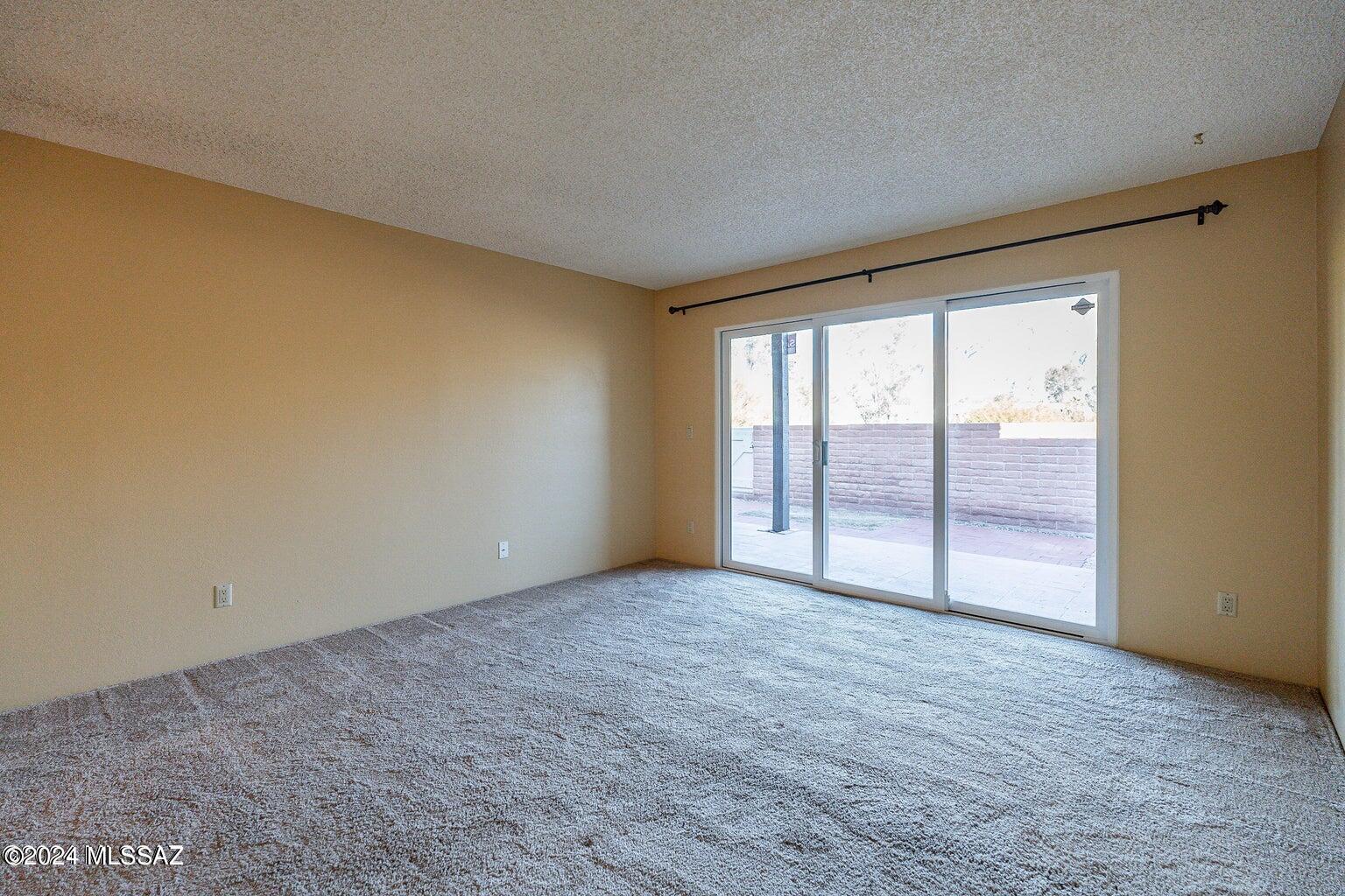 4919 E Placita Arenosa