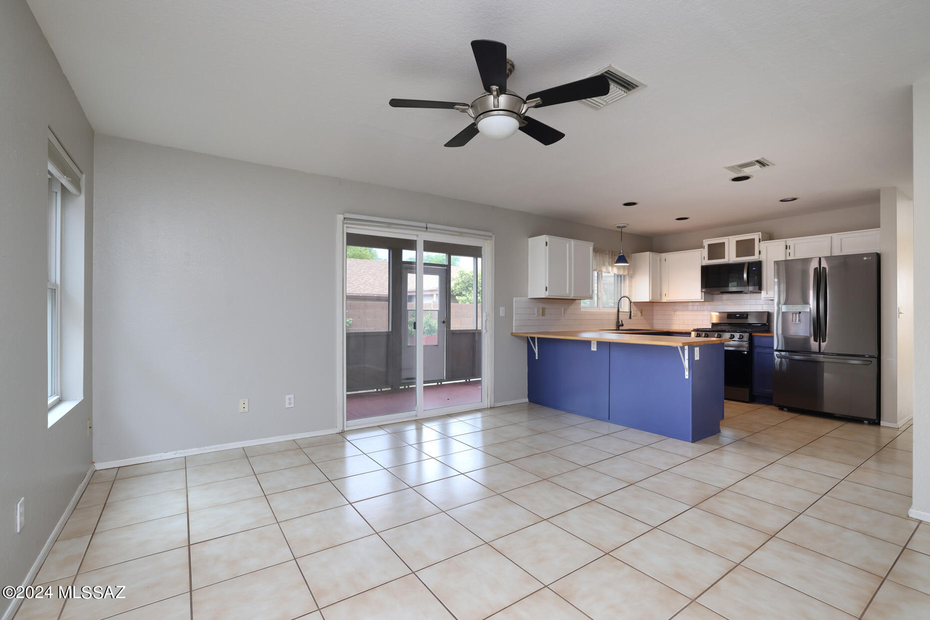 3057 W Country Meadow Drive