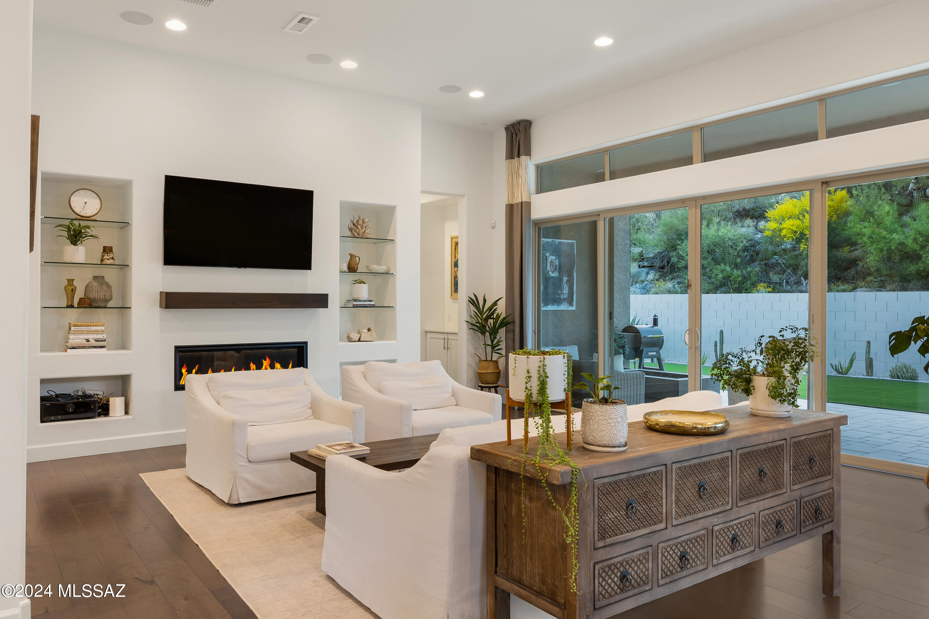13507 N Mariposa Lily Drive