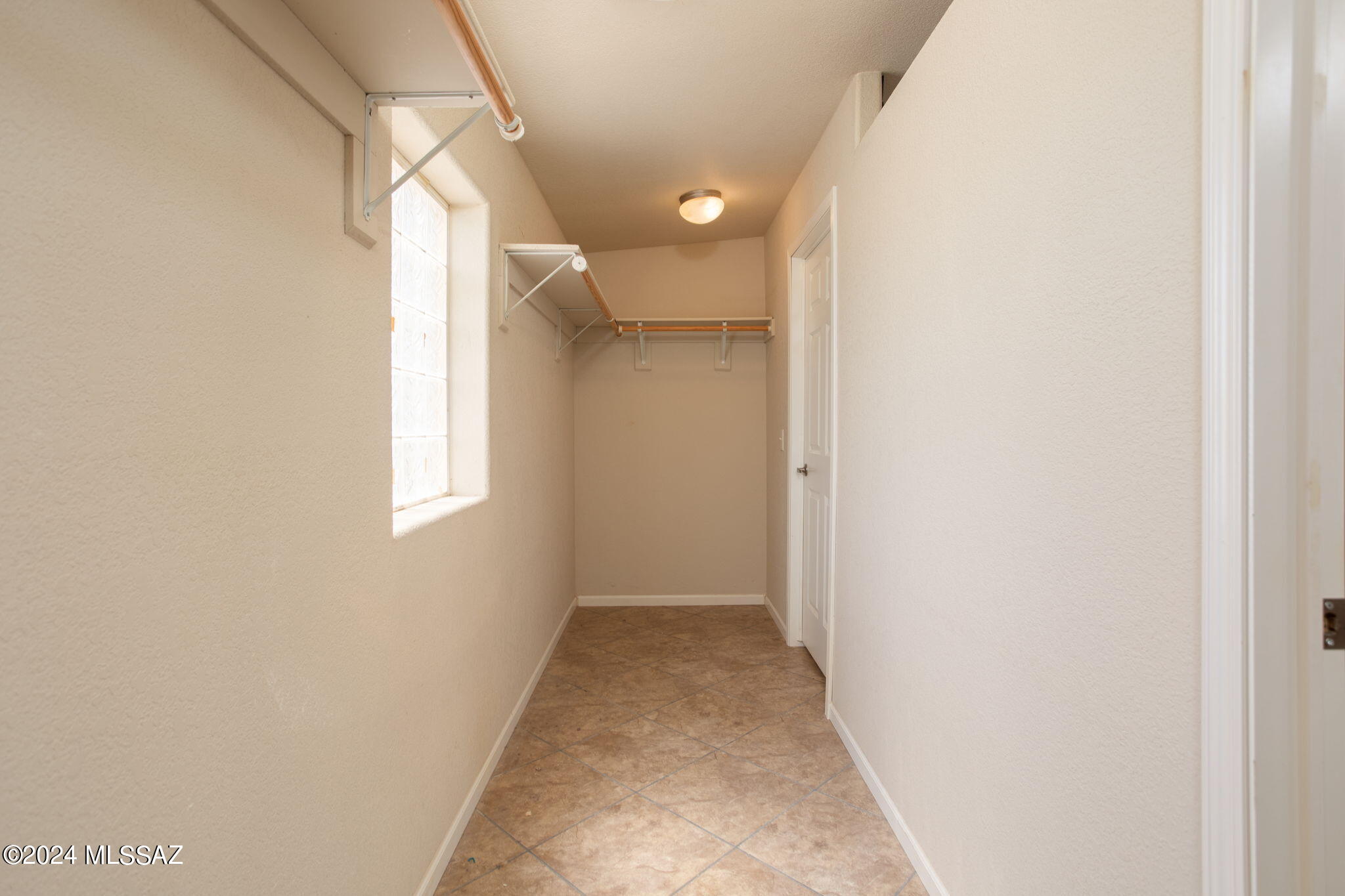4400 N Sassy Drive