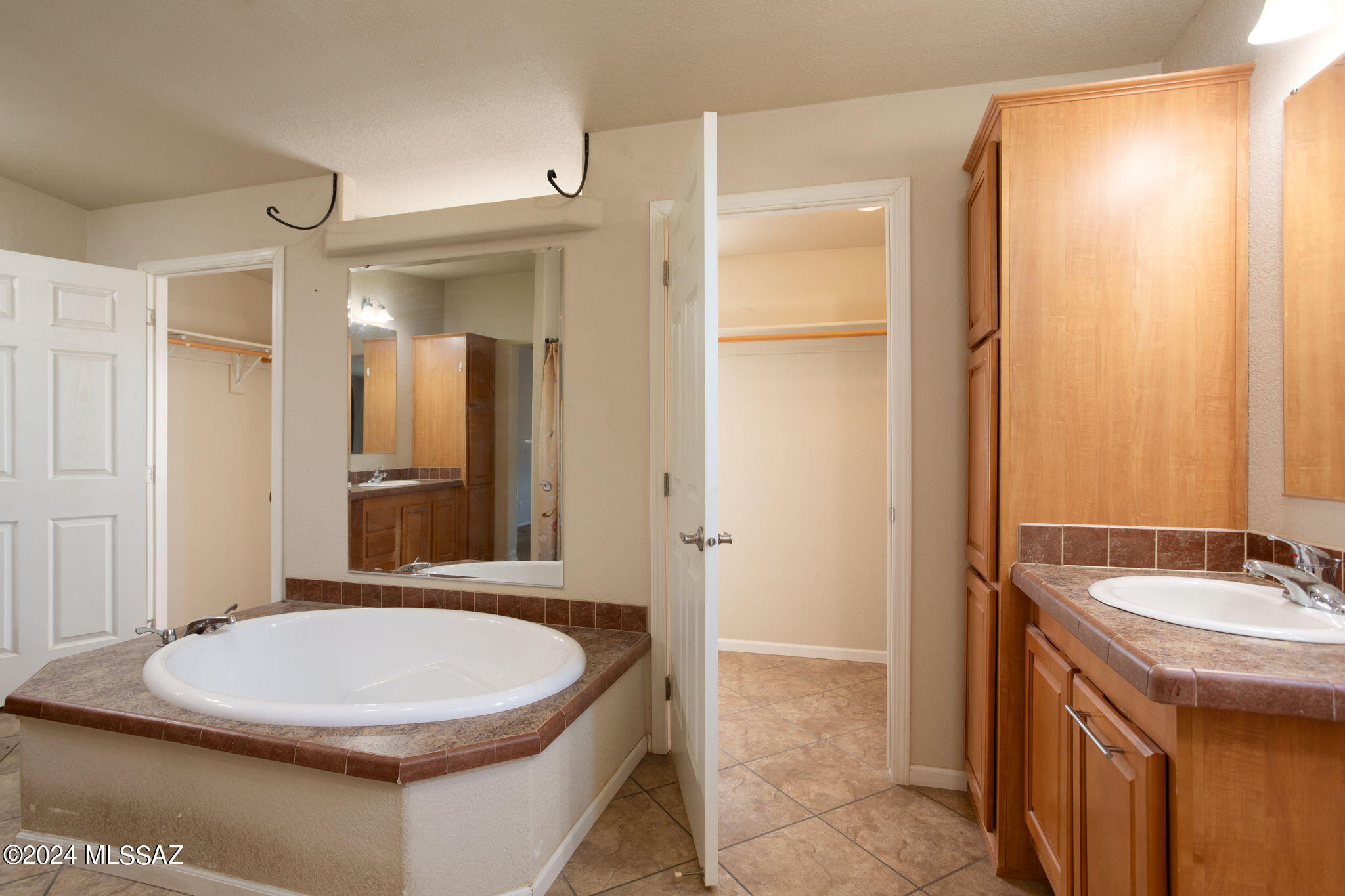 4400 N Sassy Drive
