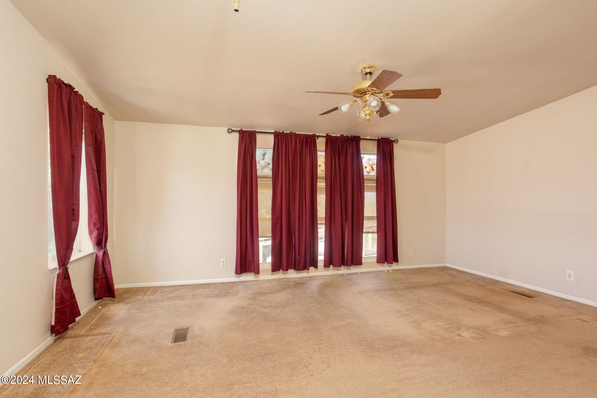 4400 N Sassy Drive