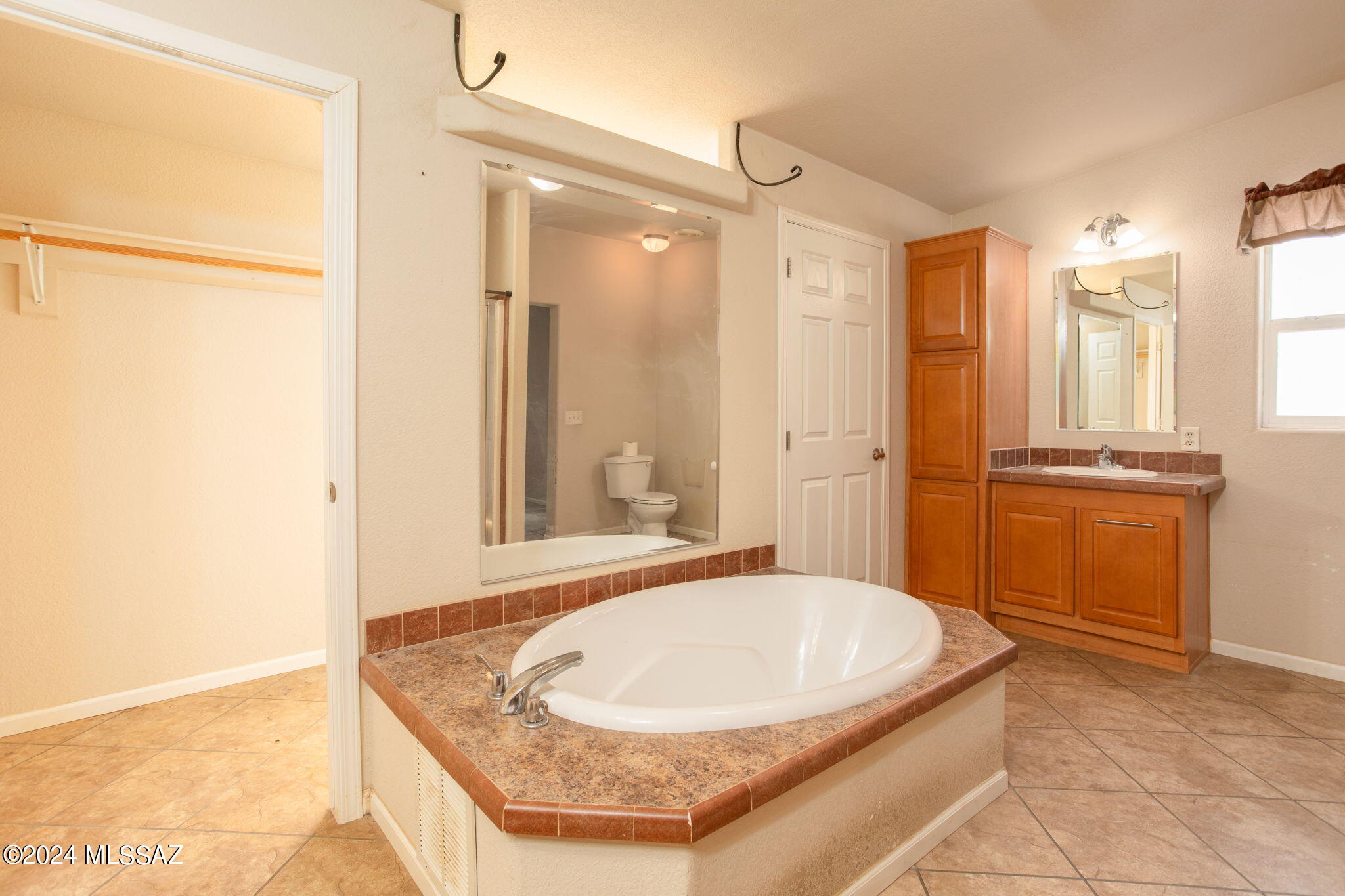 4400 N Sassy Drive
