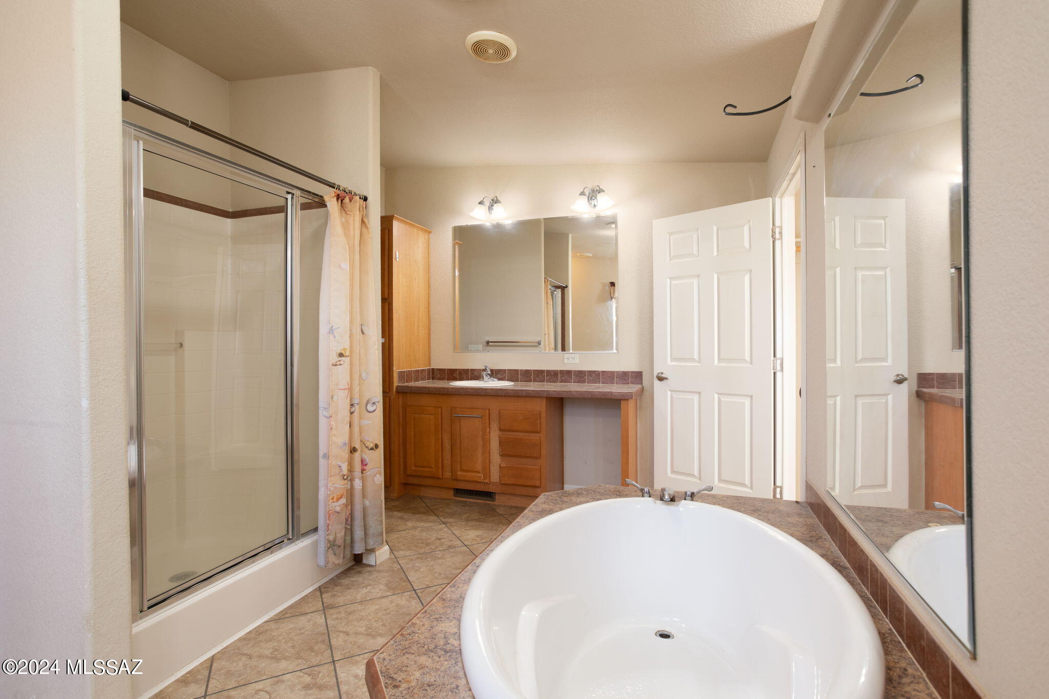 4400 N Sassy Drive
