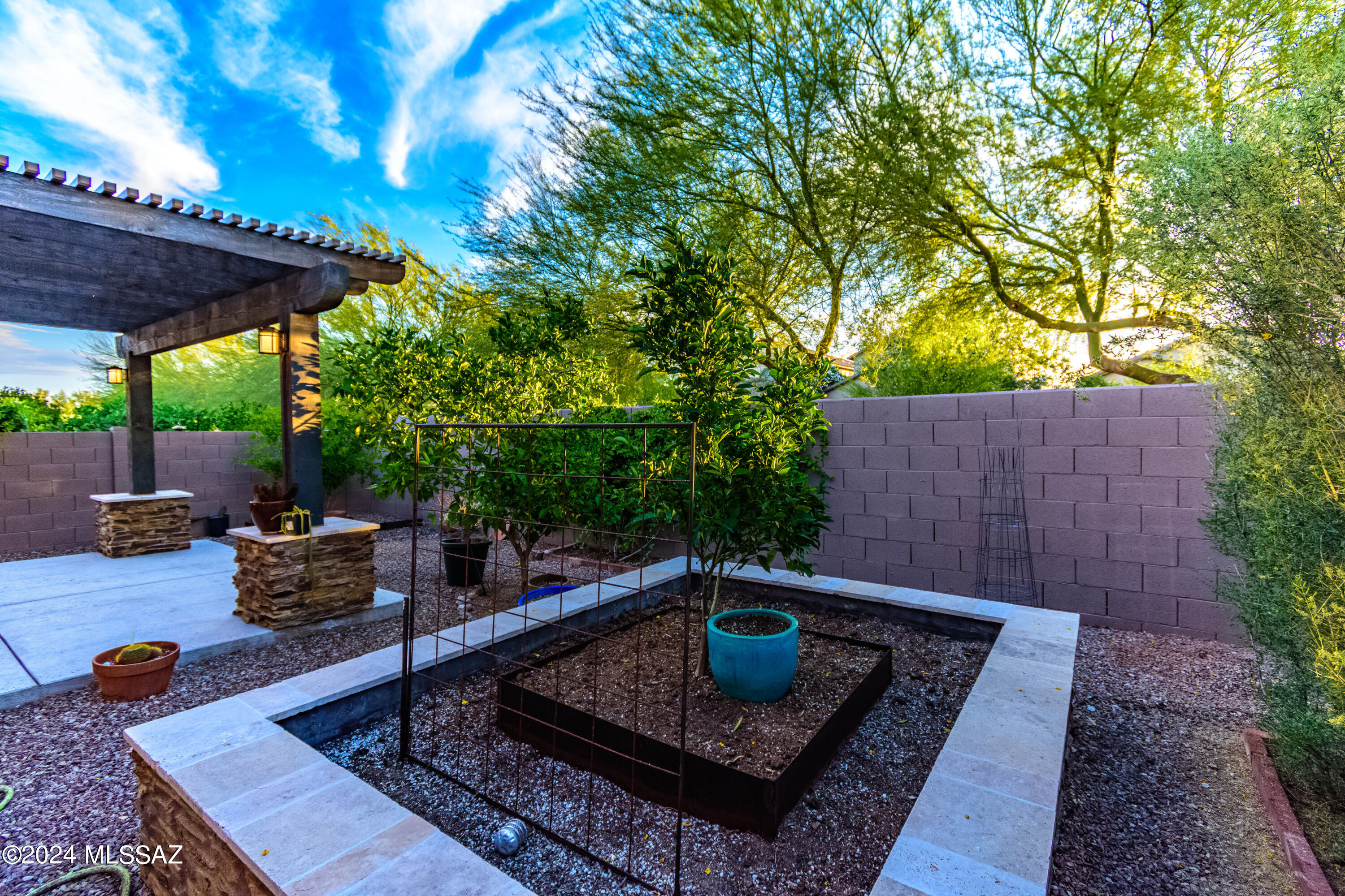 13511 N Garlenda Way