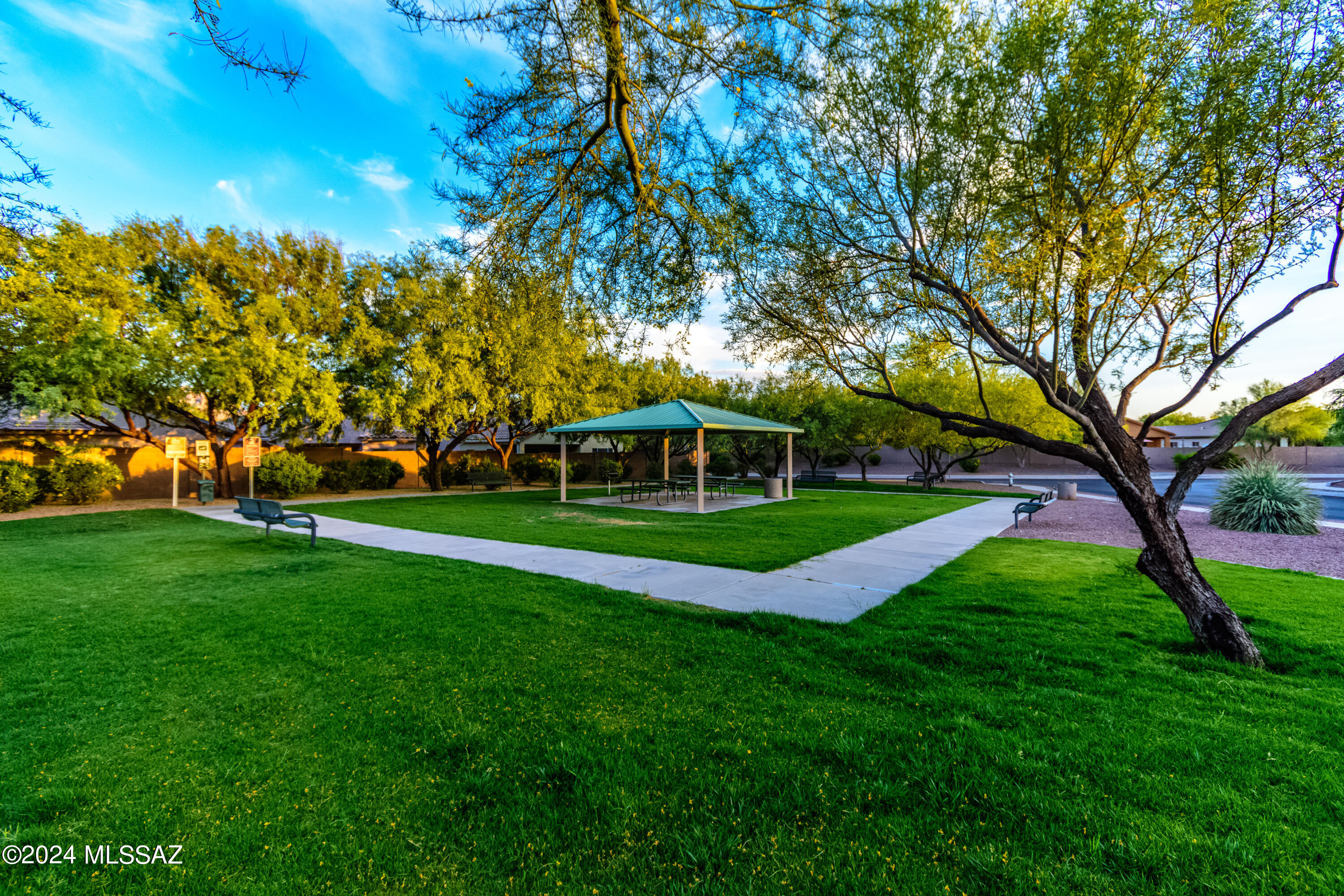 13511 N Garlenda Way