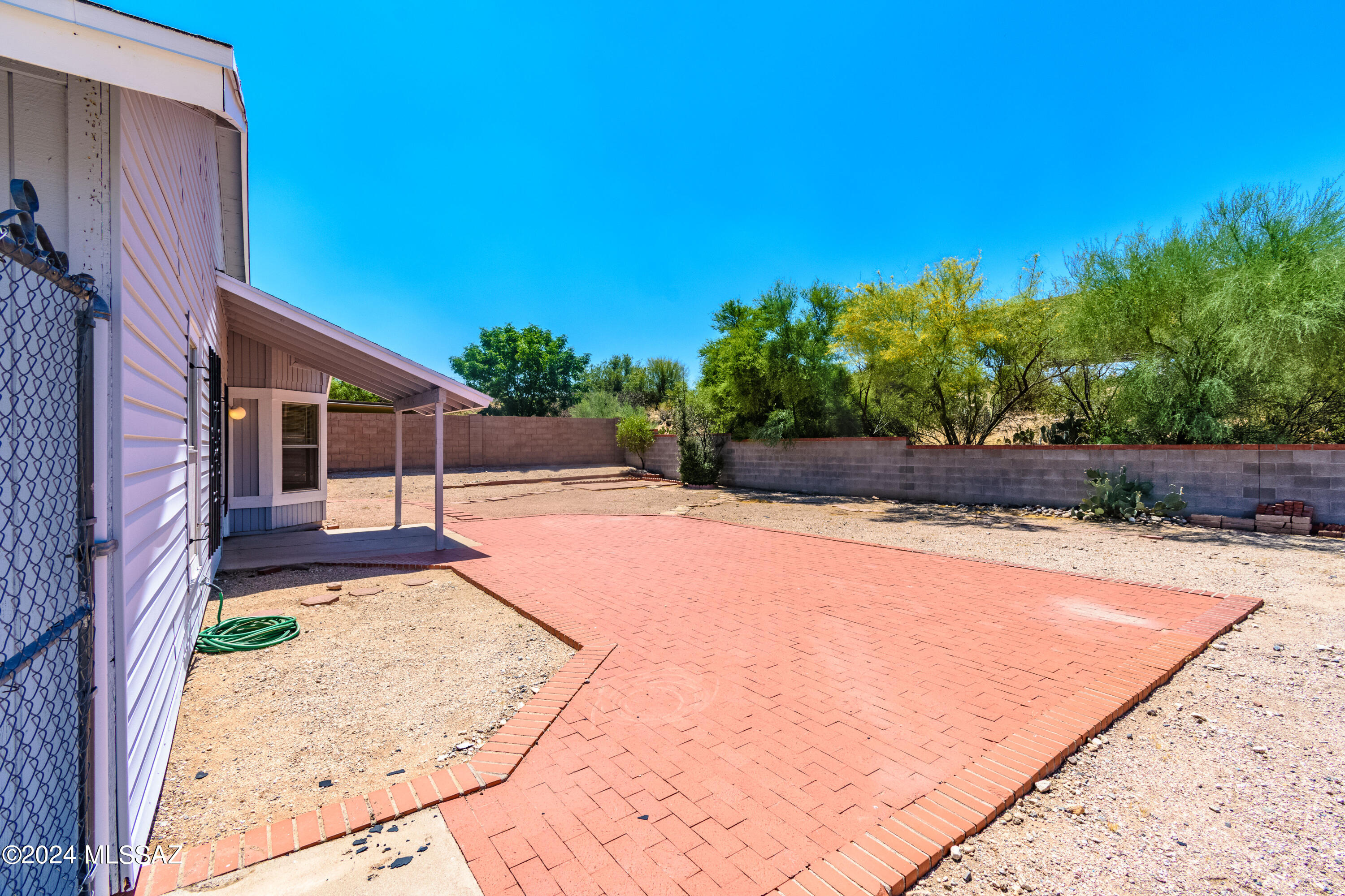 10126 E Emily Drive