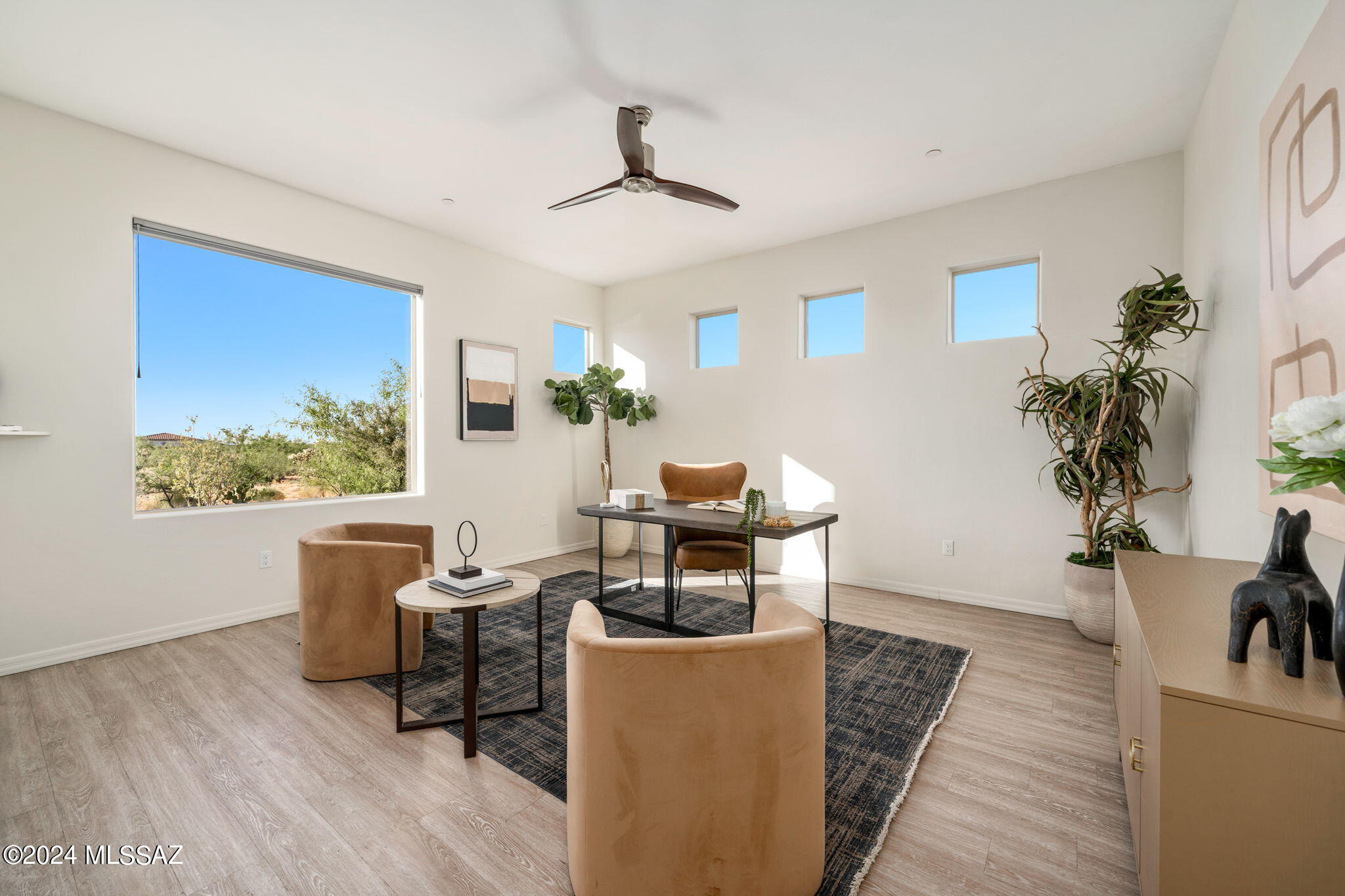 2661 E Old Stone House Trail
