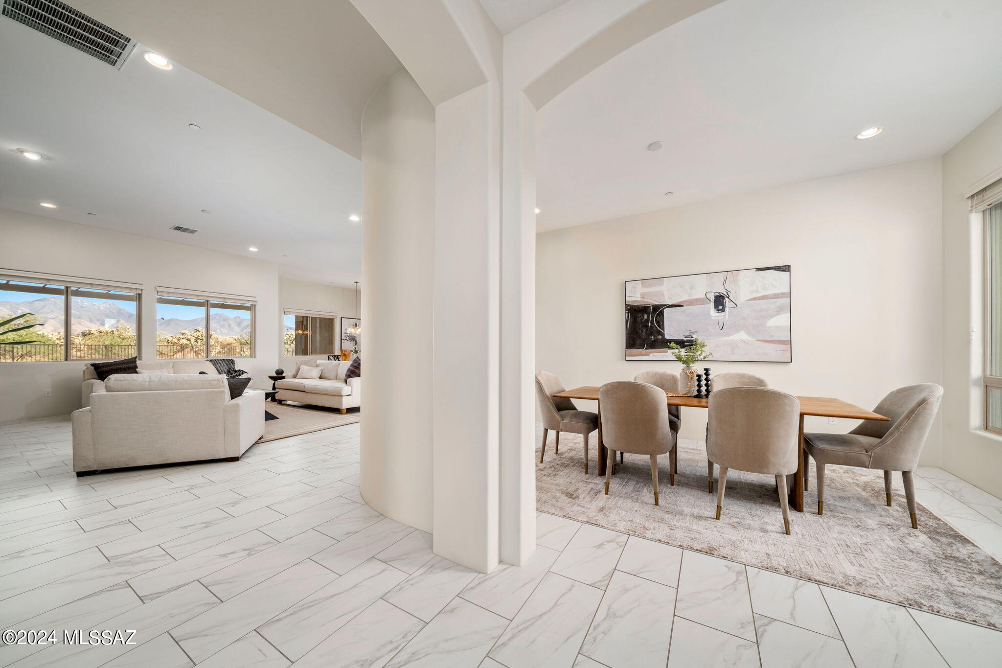 2661 E Old Stone House Trail