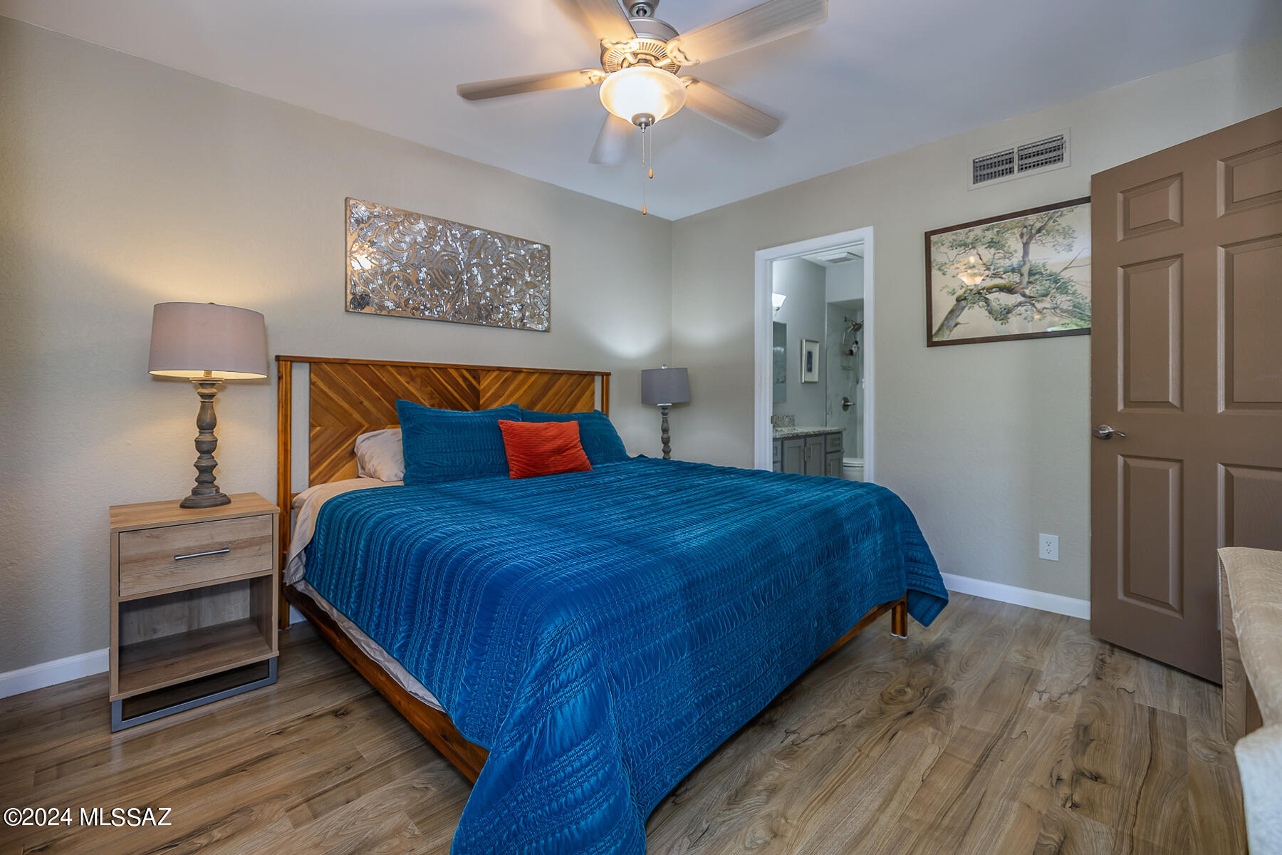 5800 N Kolb Road 7239