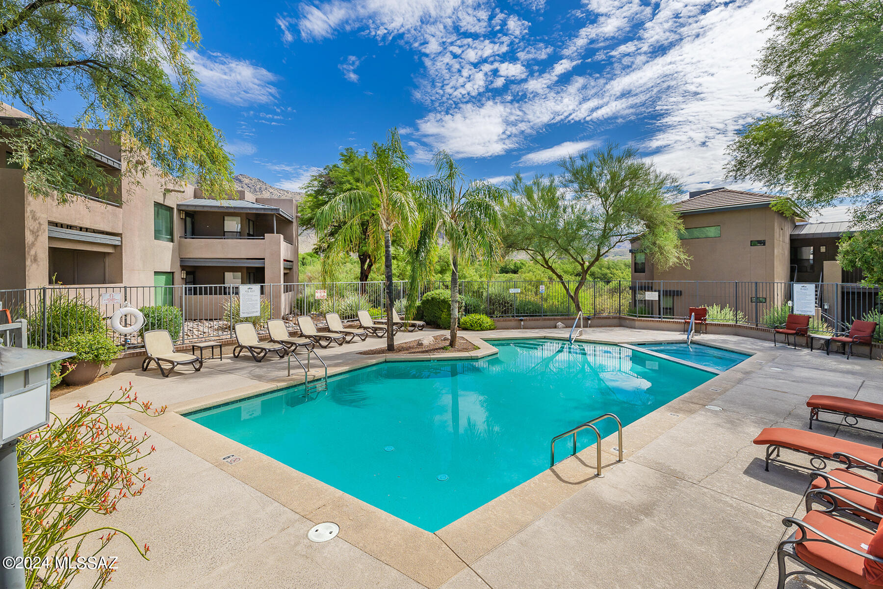 5800 N Kolb Road 7239