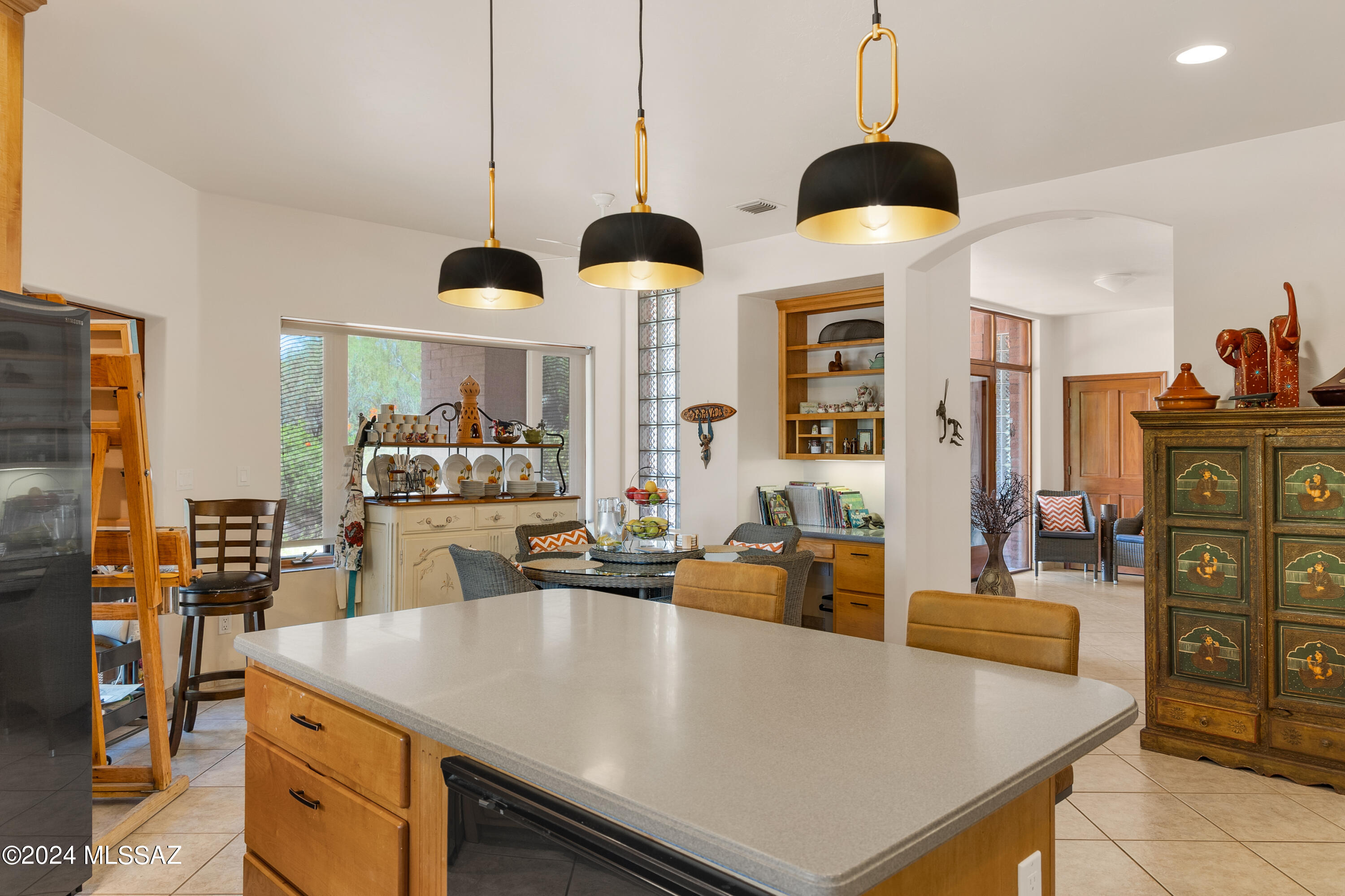 649 N Arizona Estates Loop