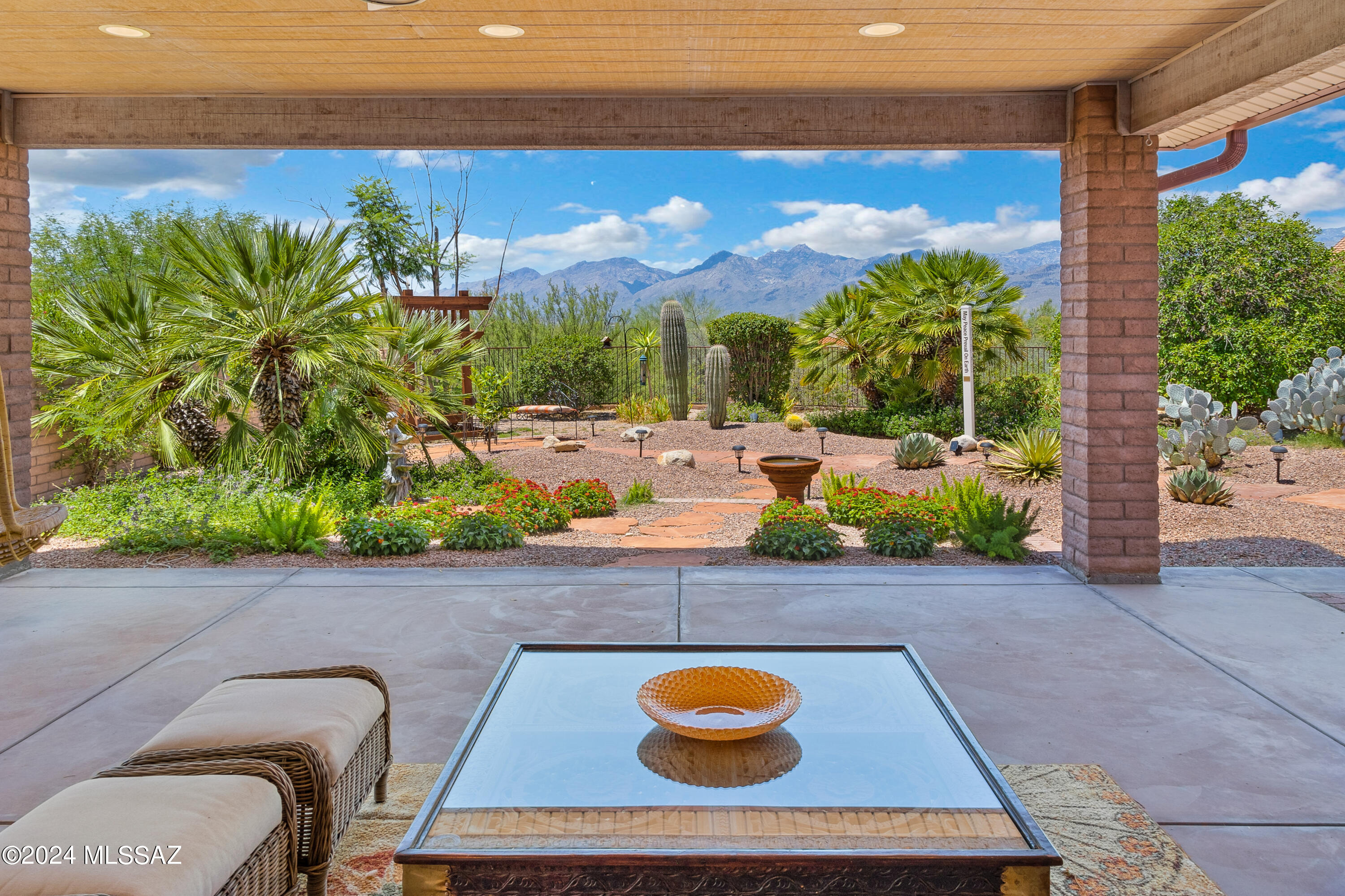 649 N Arizona Estates Loop