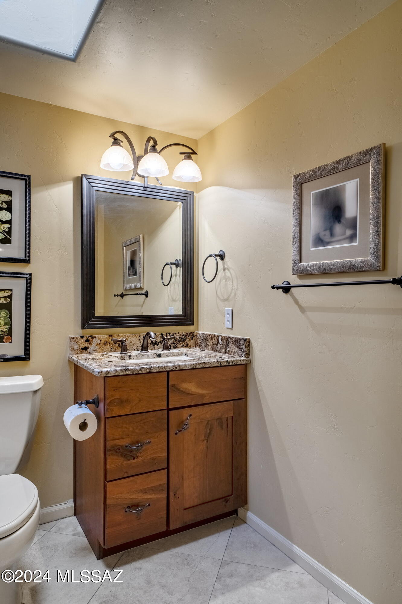 5471 N Paseo Pescado