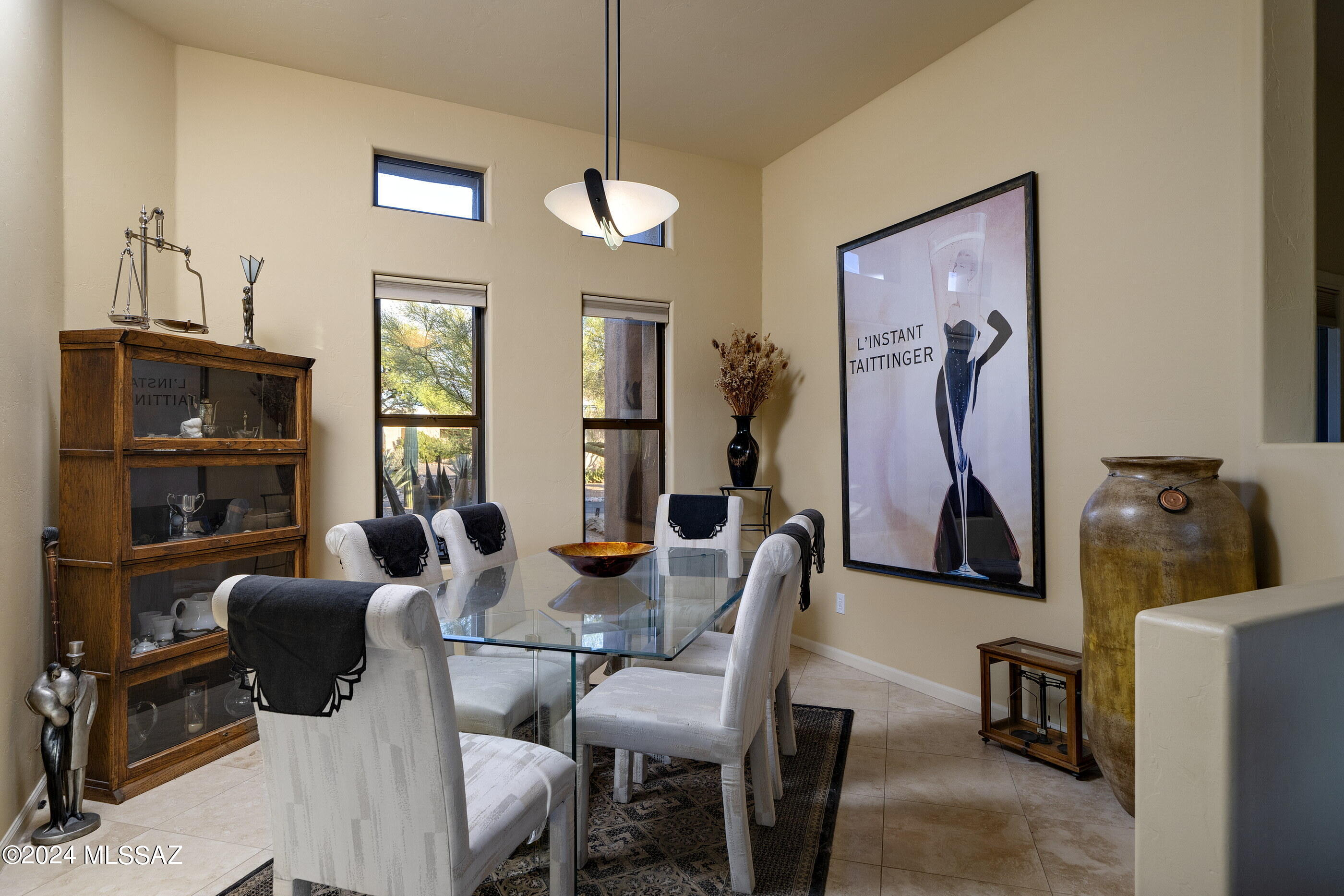 5471 N Paseo Pescado