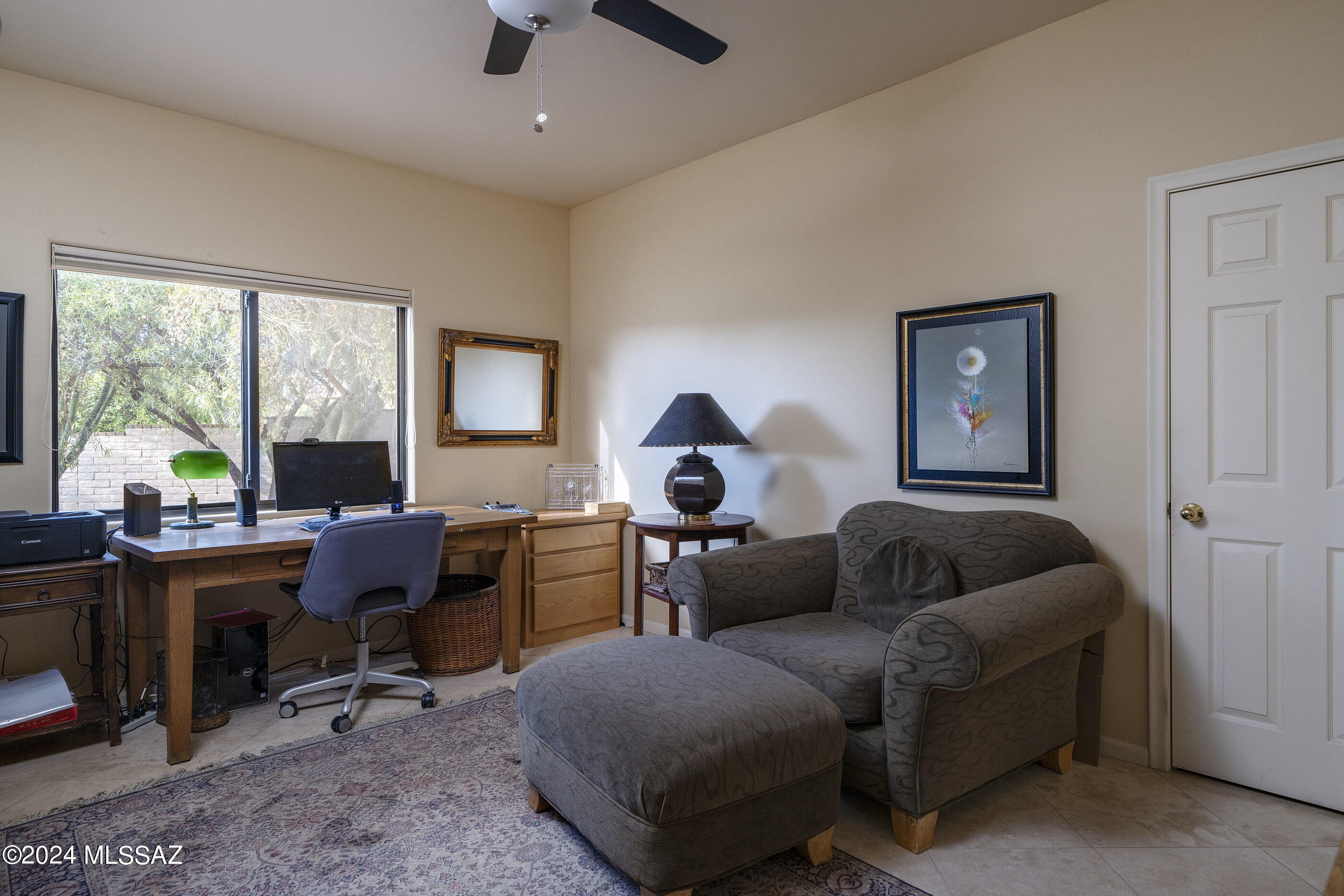5471 N Paseo Pescado