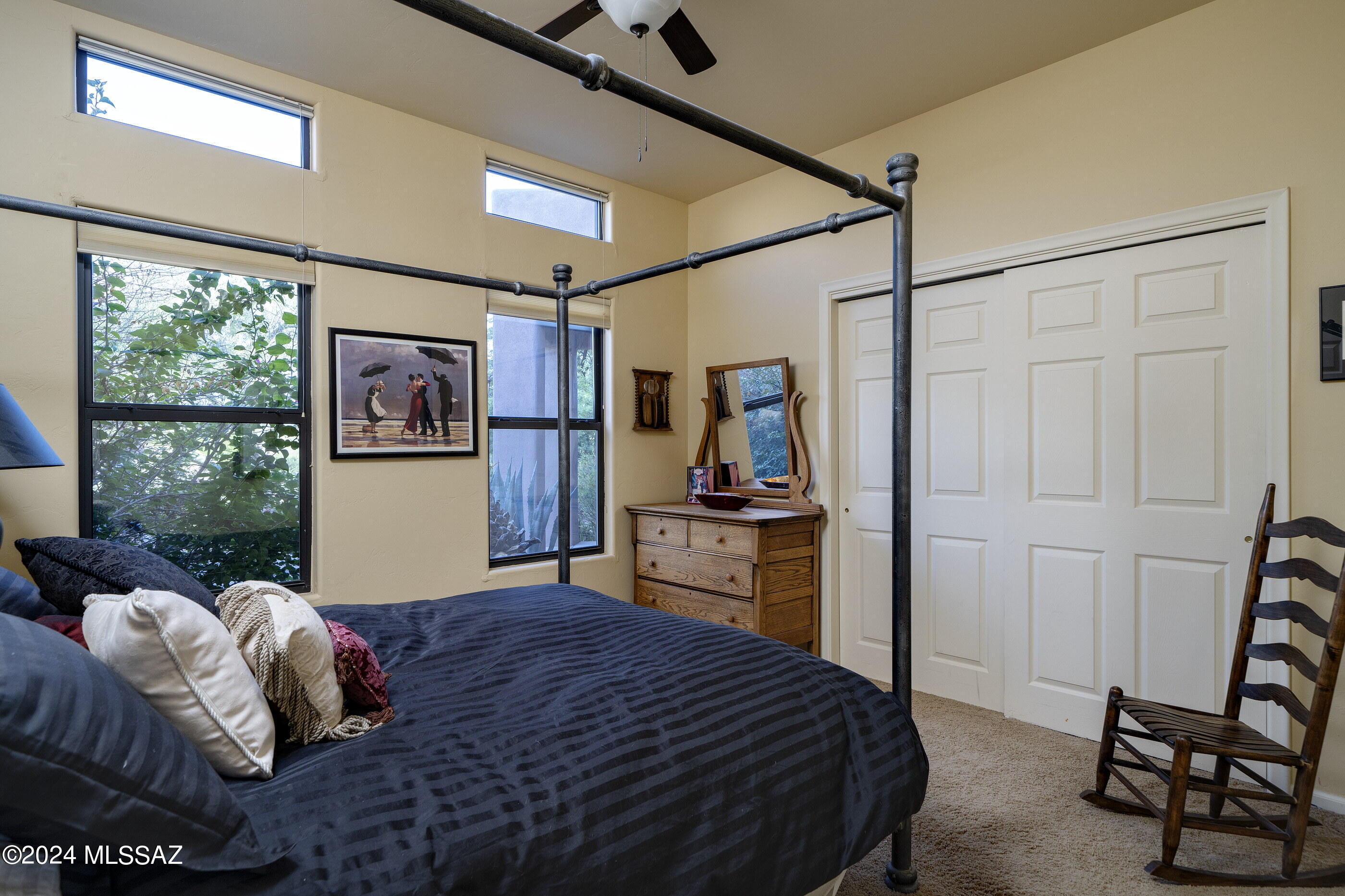5471 N Paseo Pescado