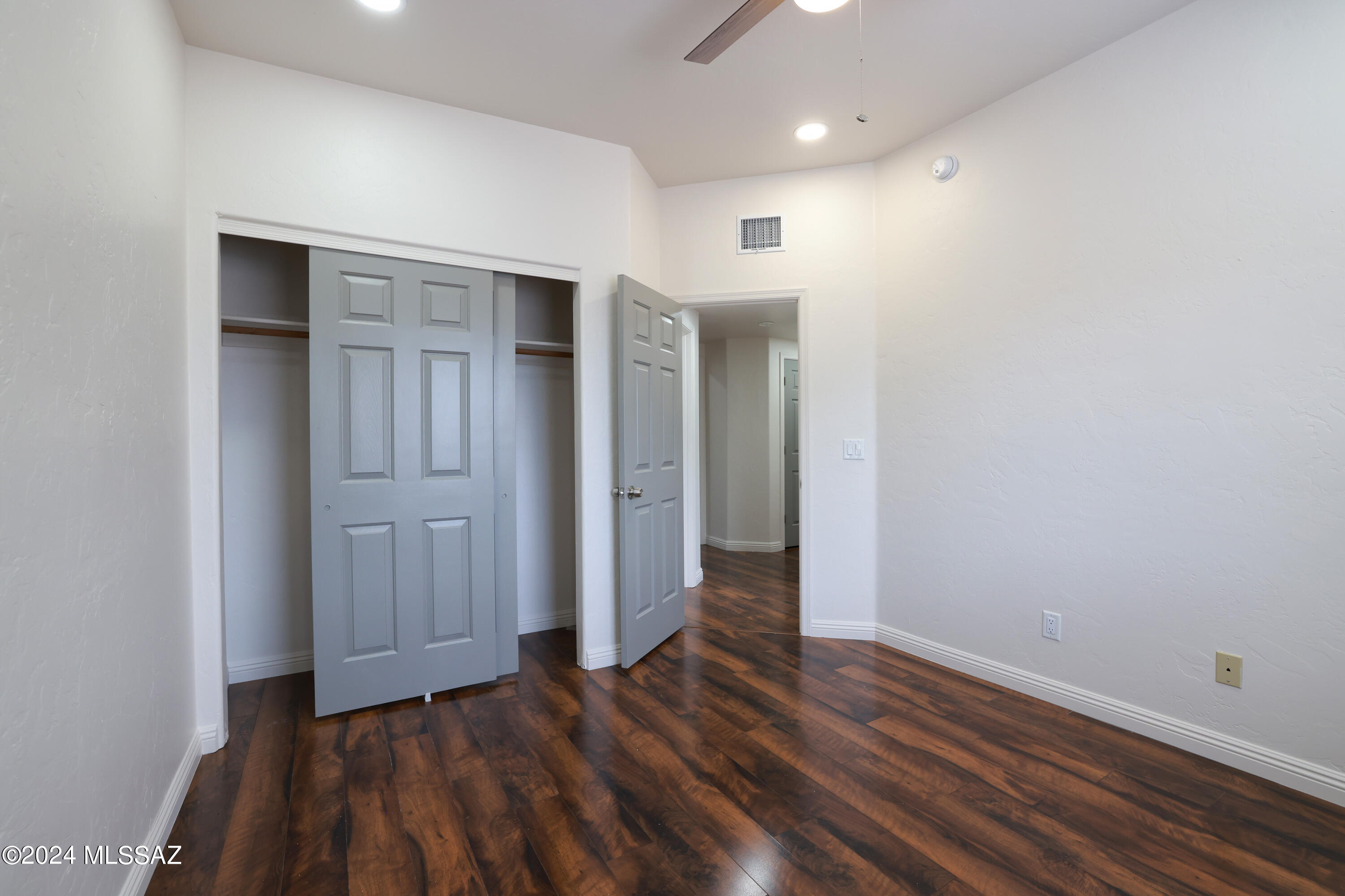 10192 N Tarheel Place