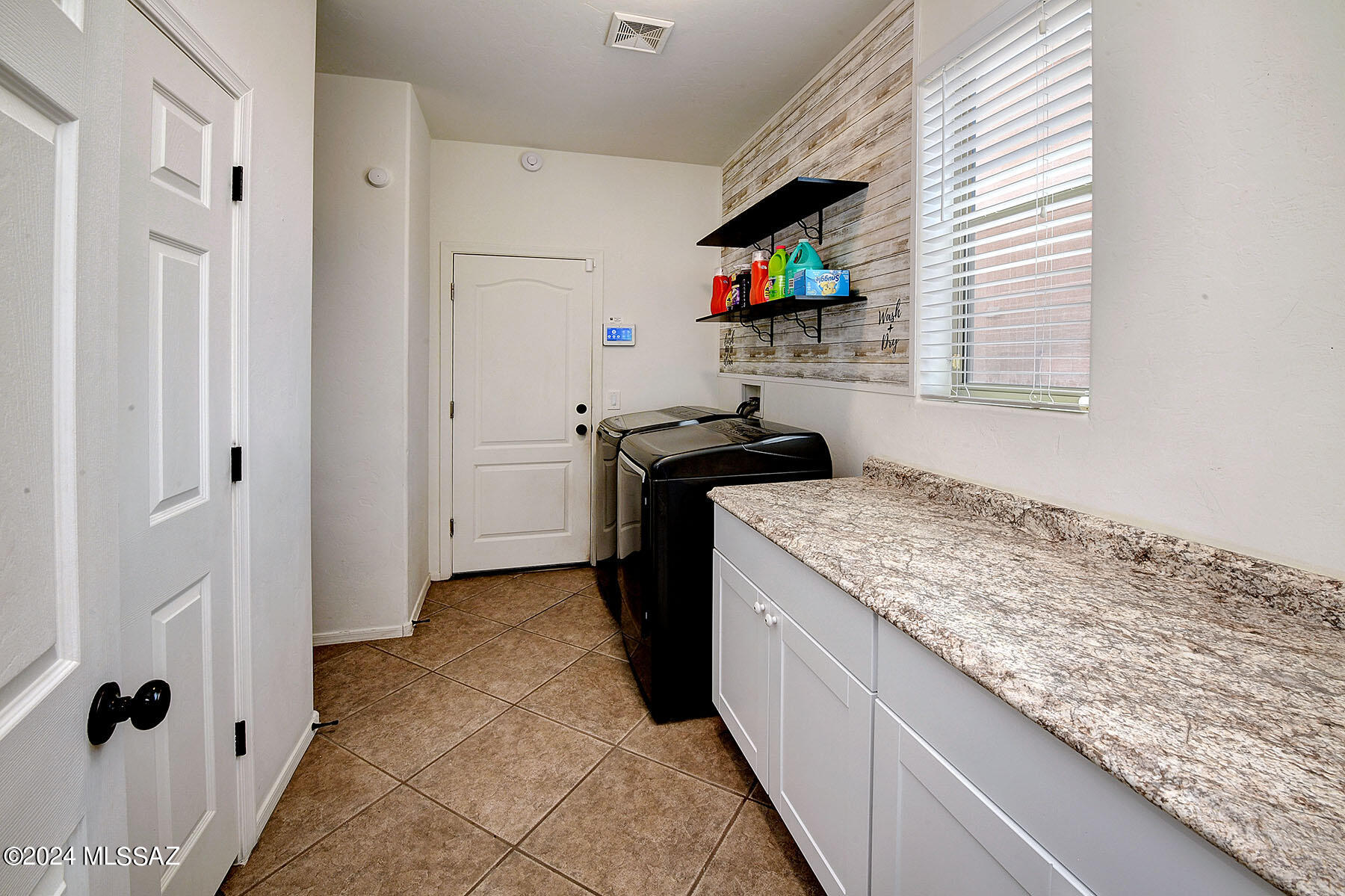 10664 S Kush Canyon Lane