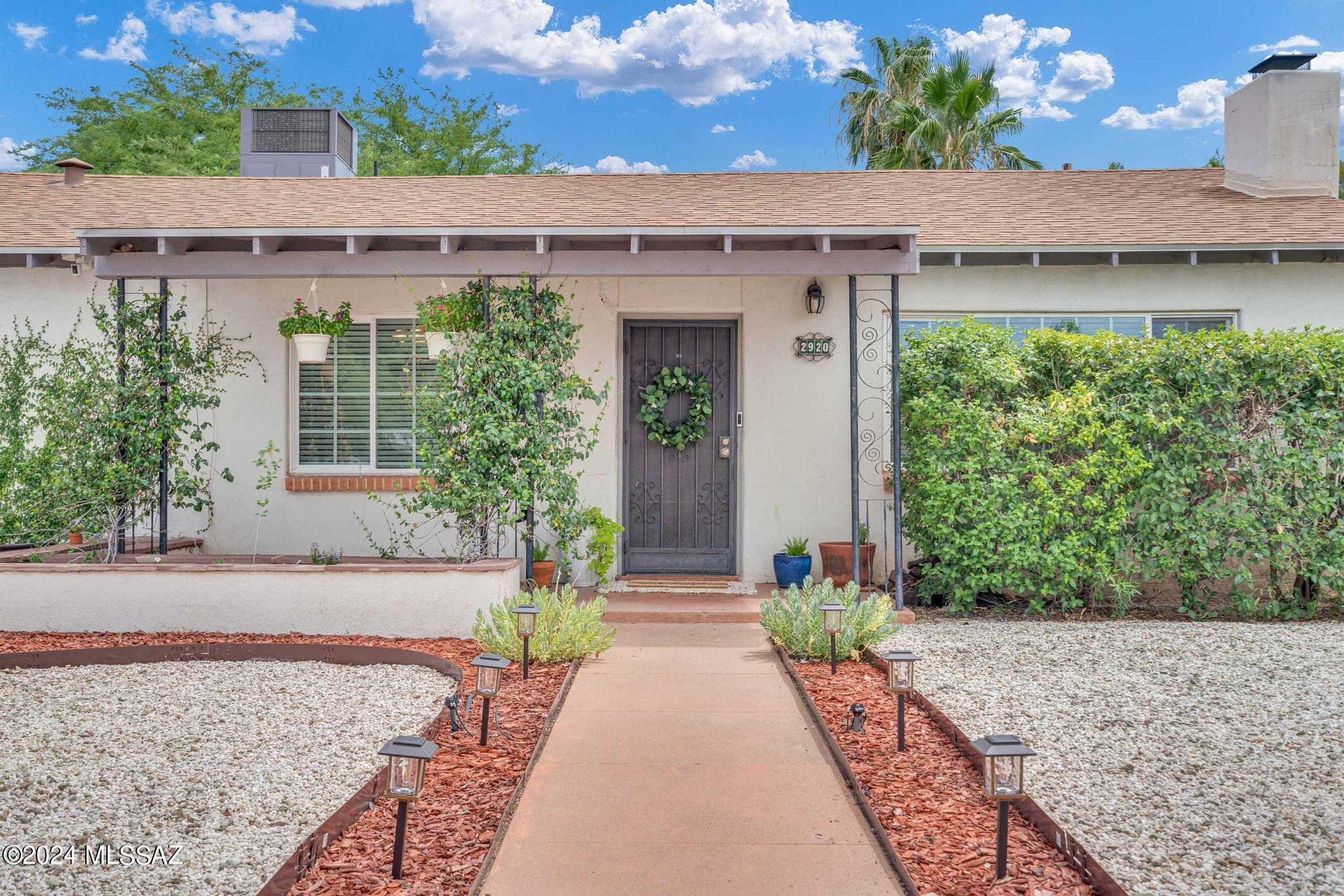 2920 E Cushman Drive