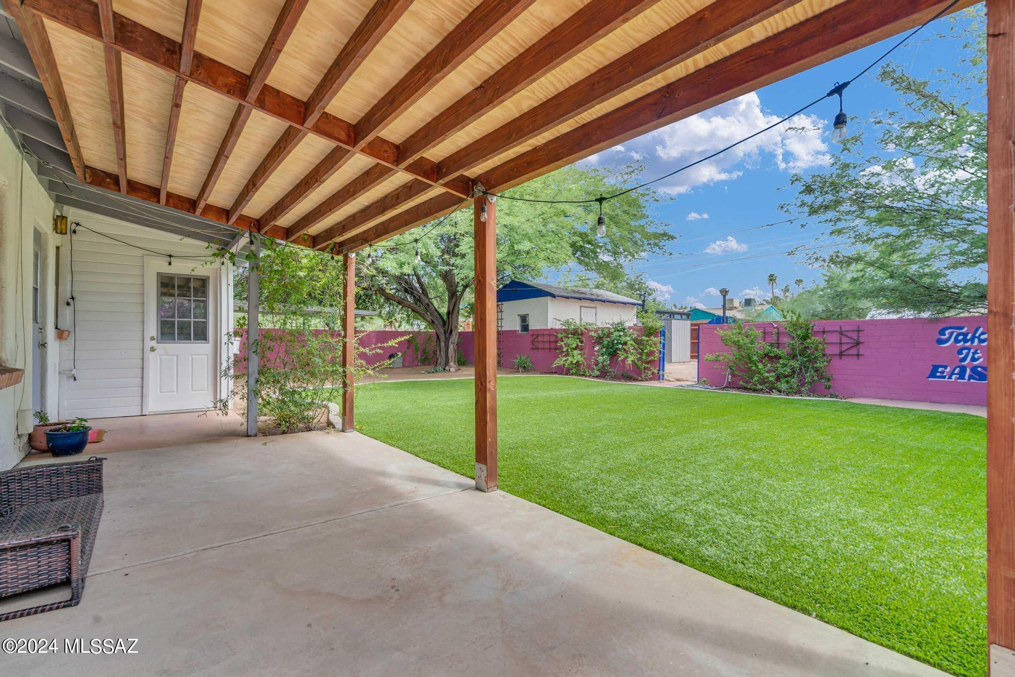 2920 E Cushman Drive