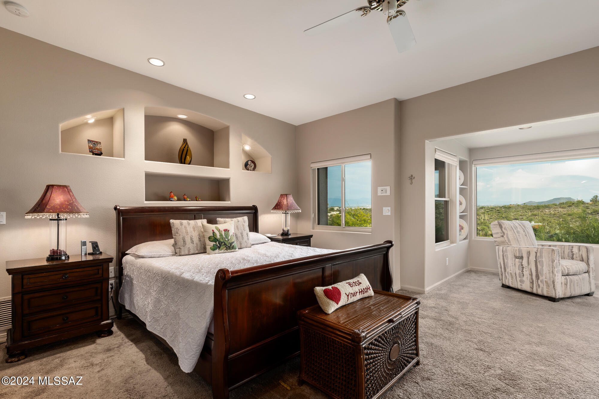 5135 W Paseo Del Campo
