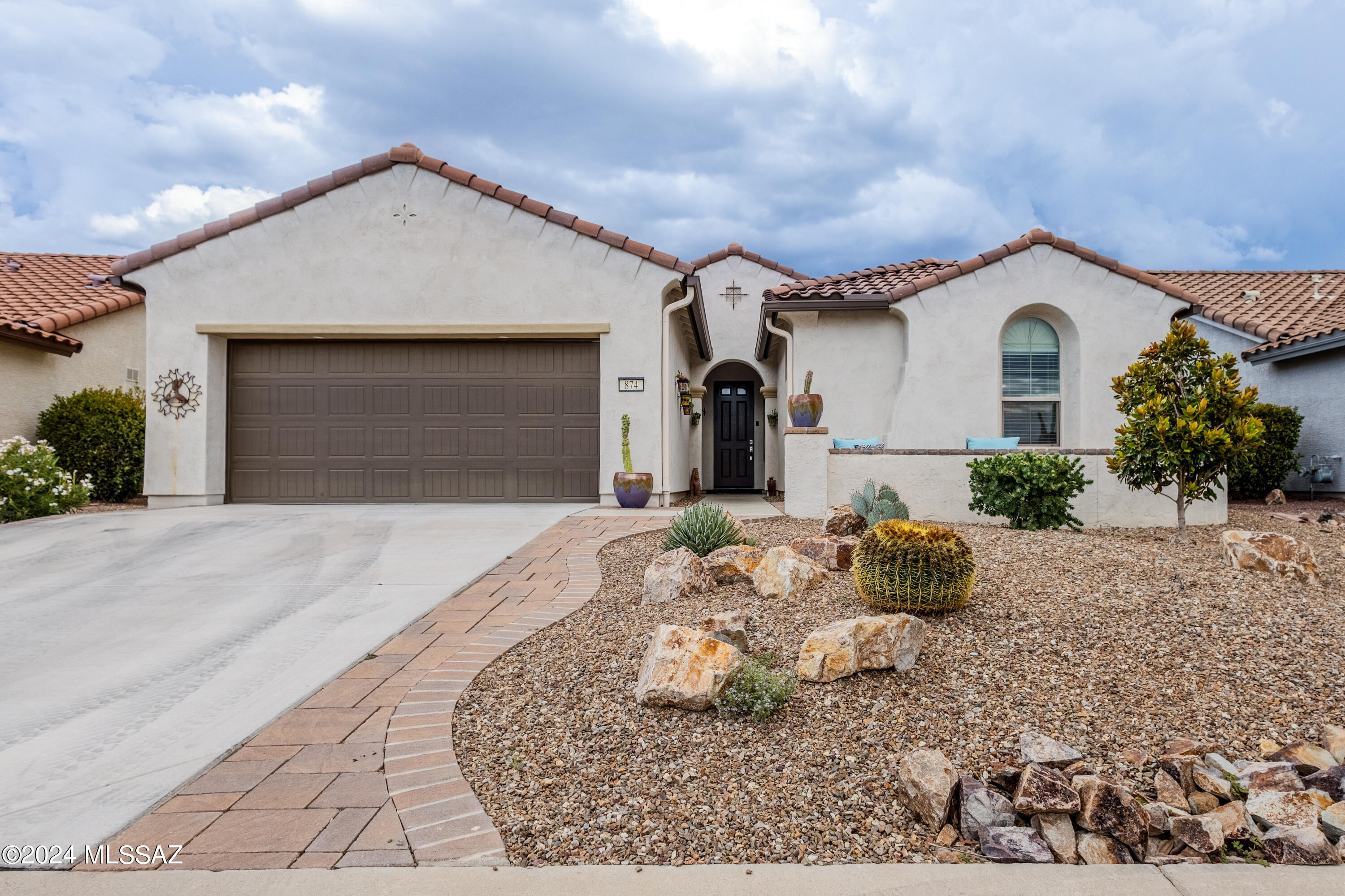 874 N Turquoise Vista Drive