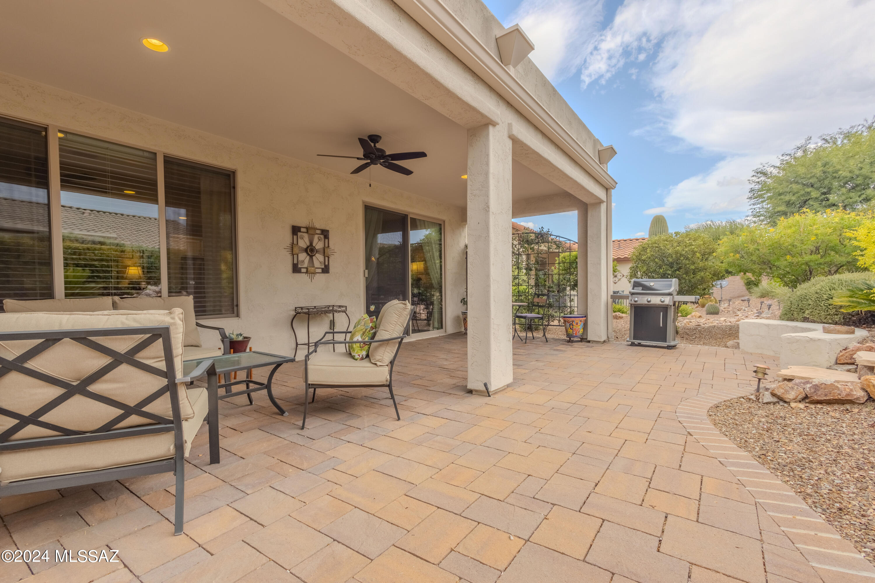874 N Turquoise Vista Drive