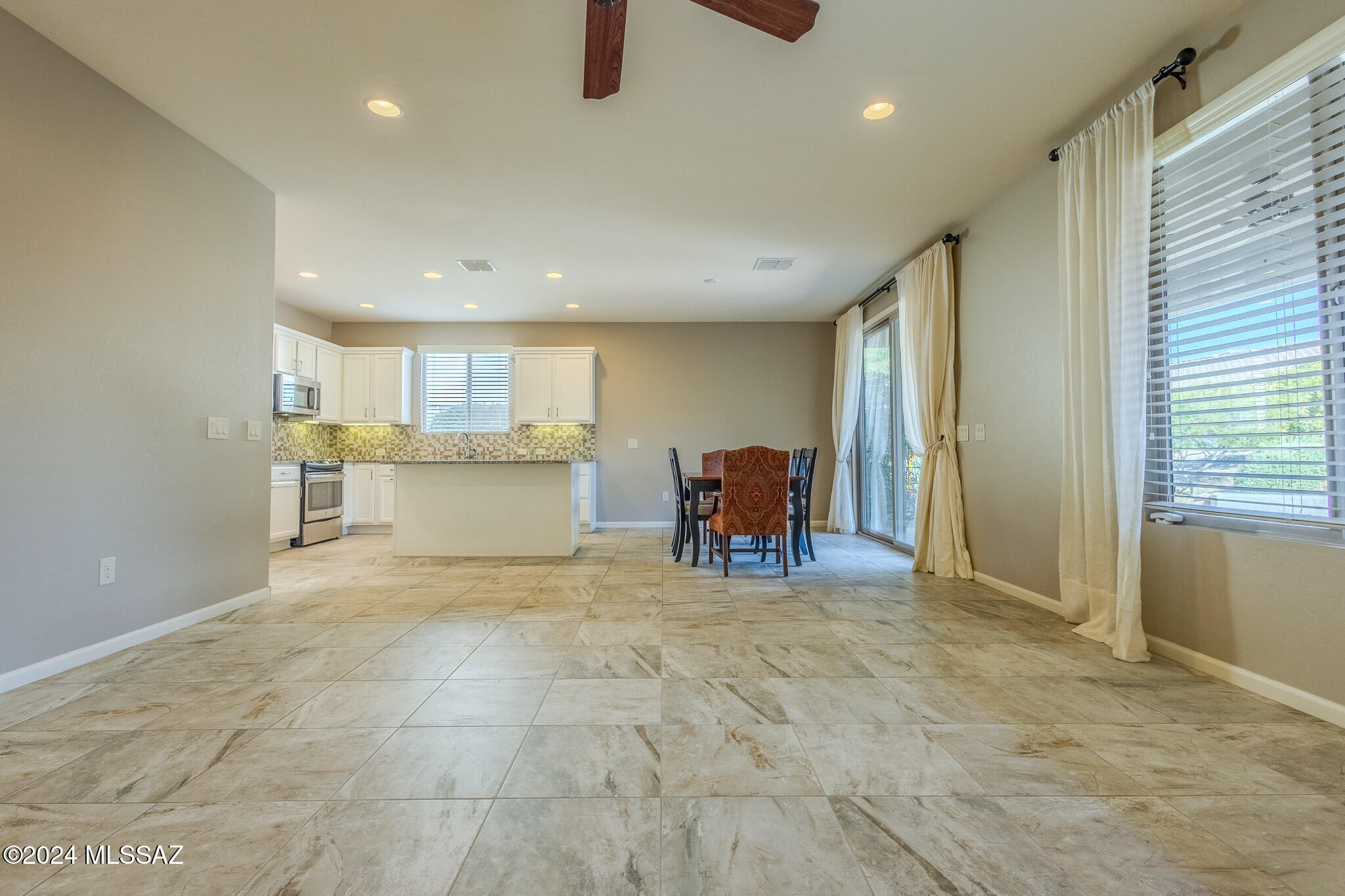 874 N Turquoise Vista Drive