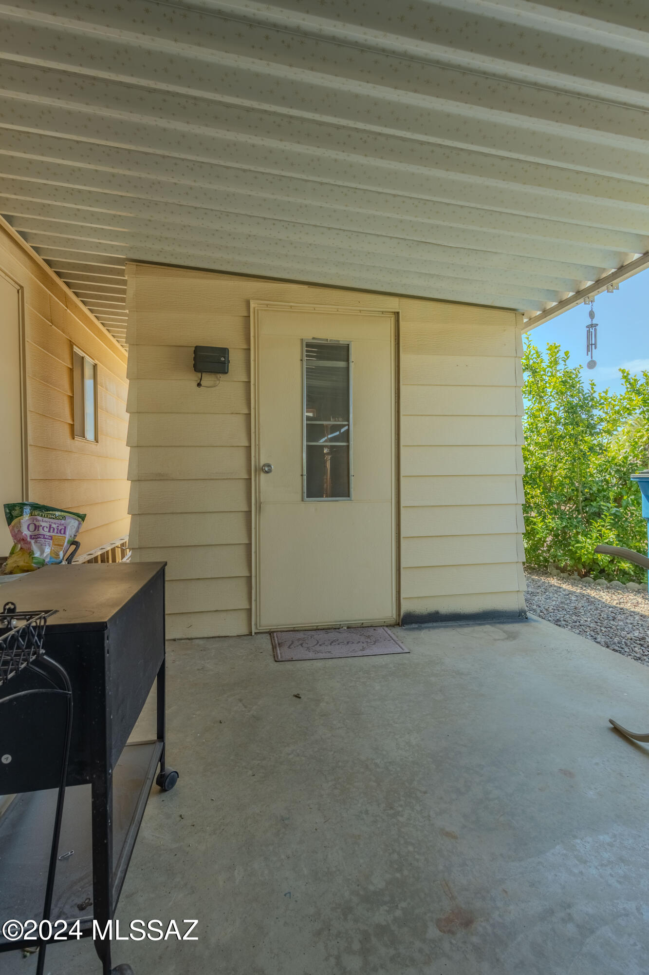241 W Cumaro Drive