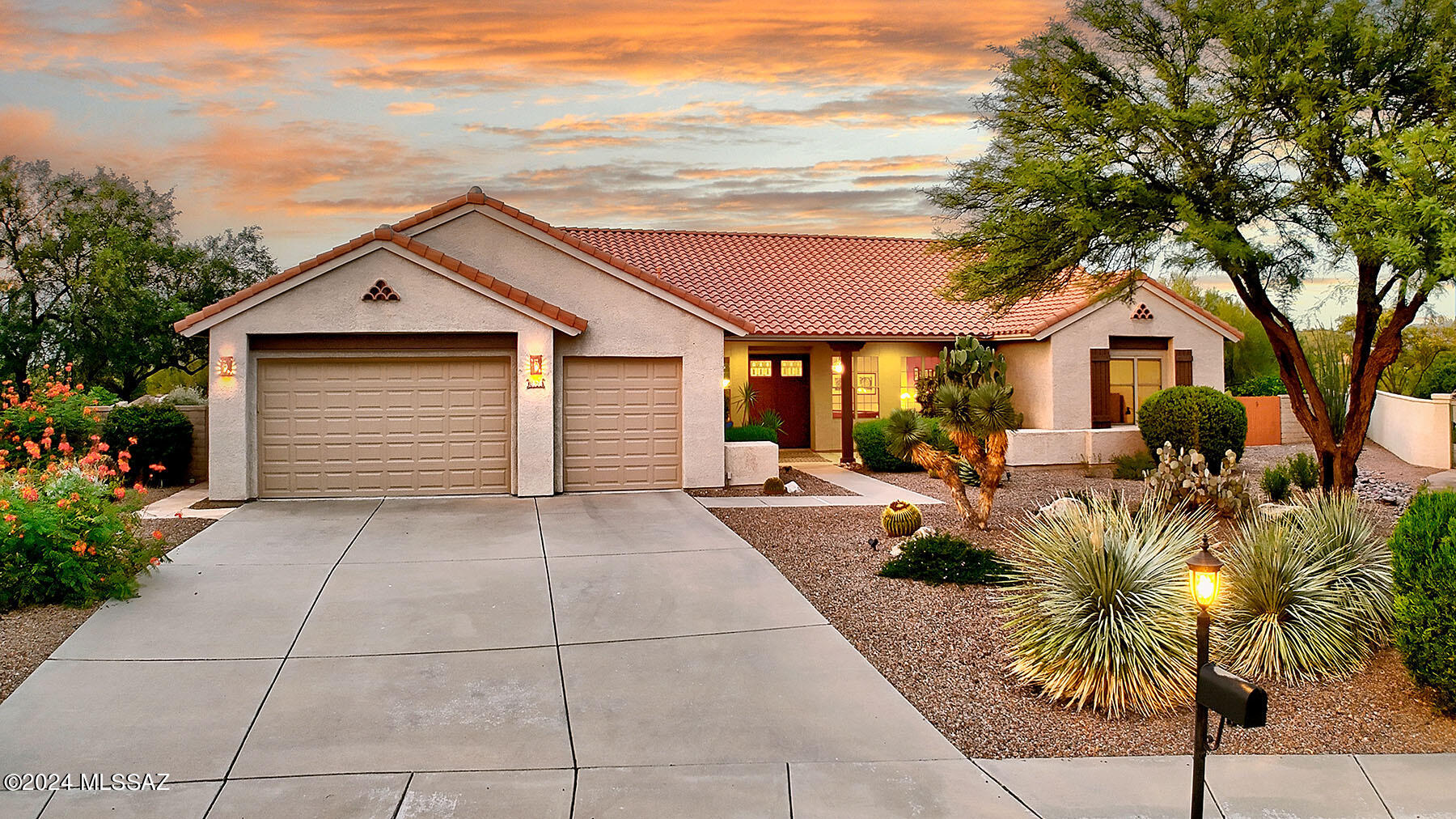 1626 S Bronze Morn Place