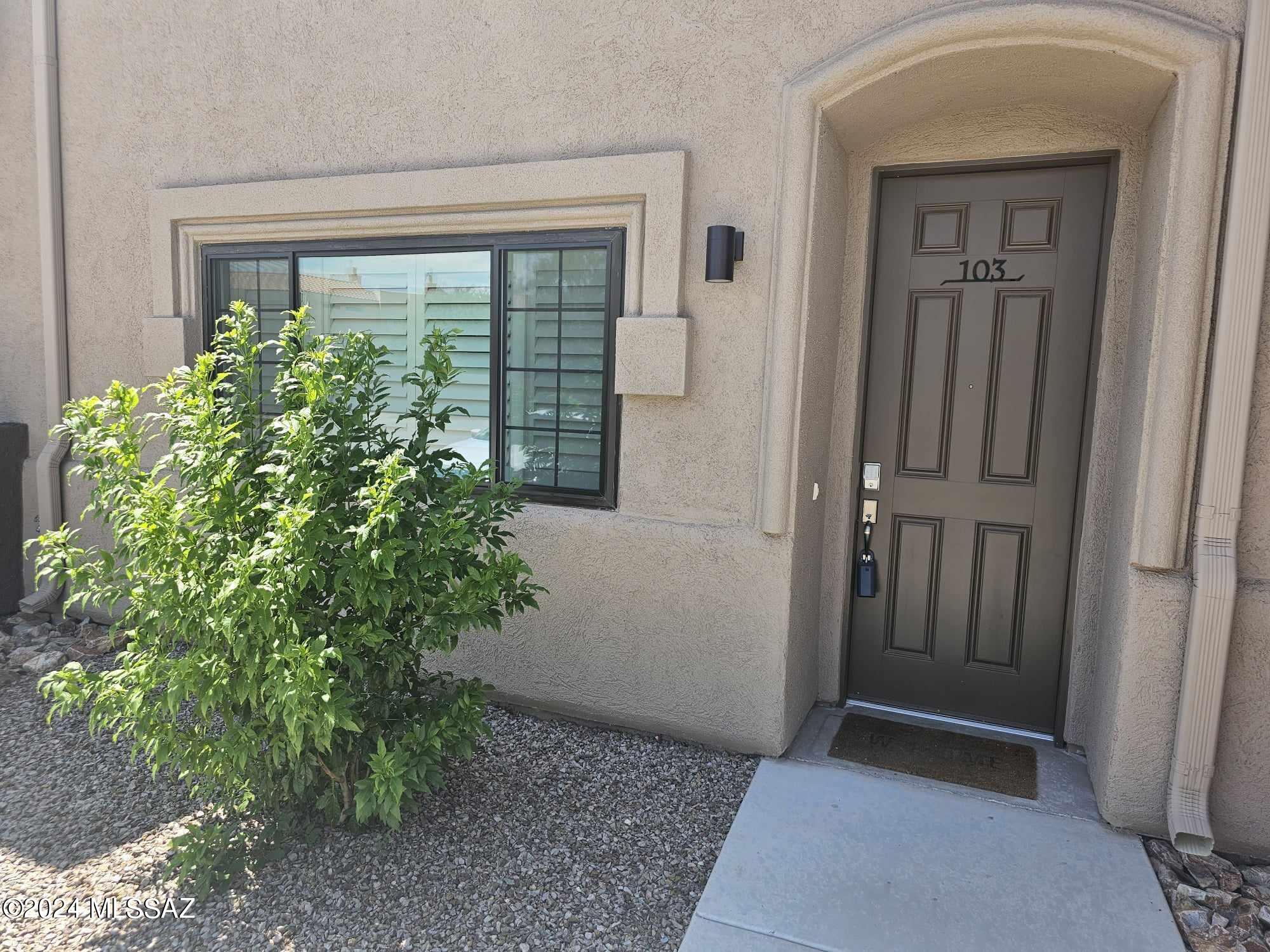 2038 E River Road Unit: 103