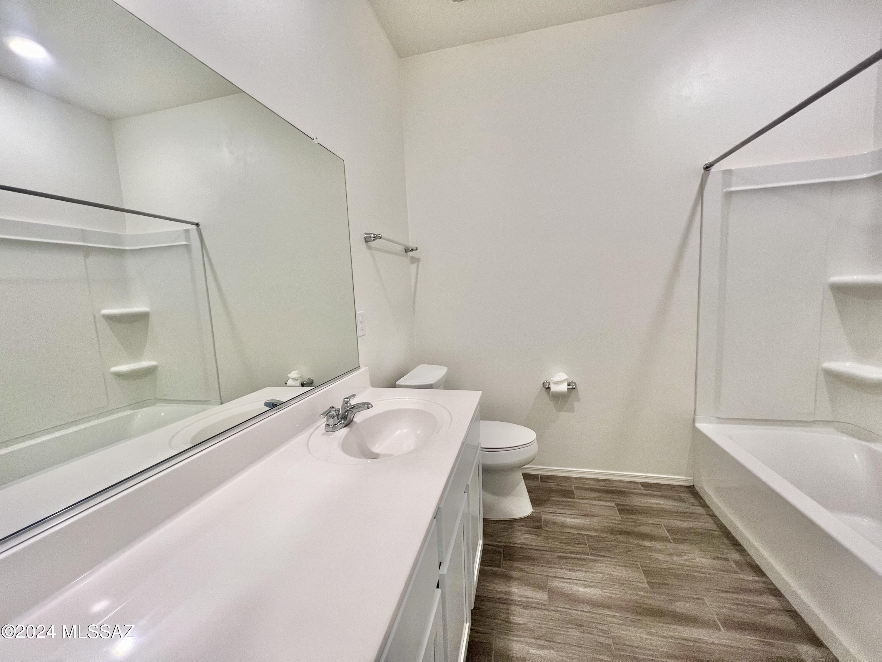 9073 N Thorny Preserve Loop