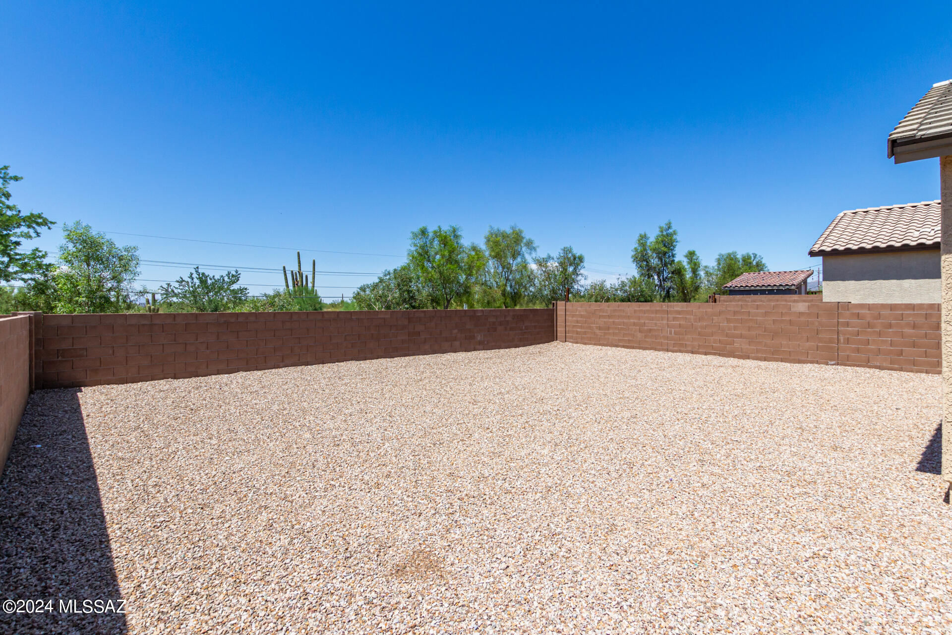 9073 N Thorny Preserve Loop