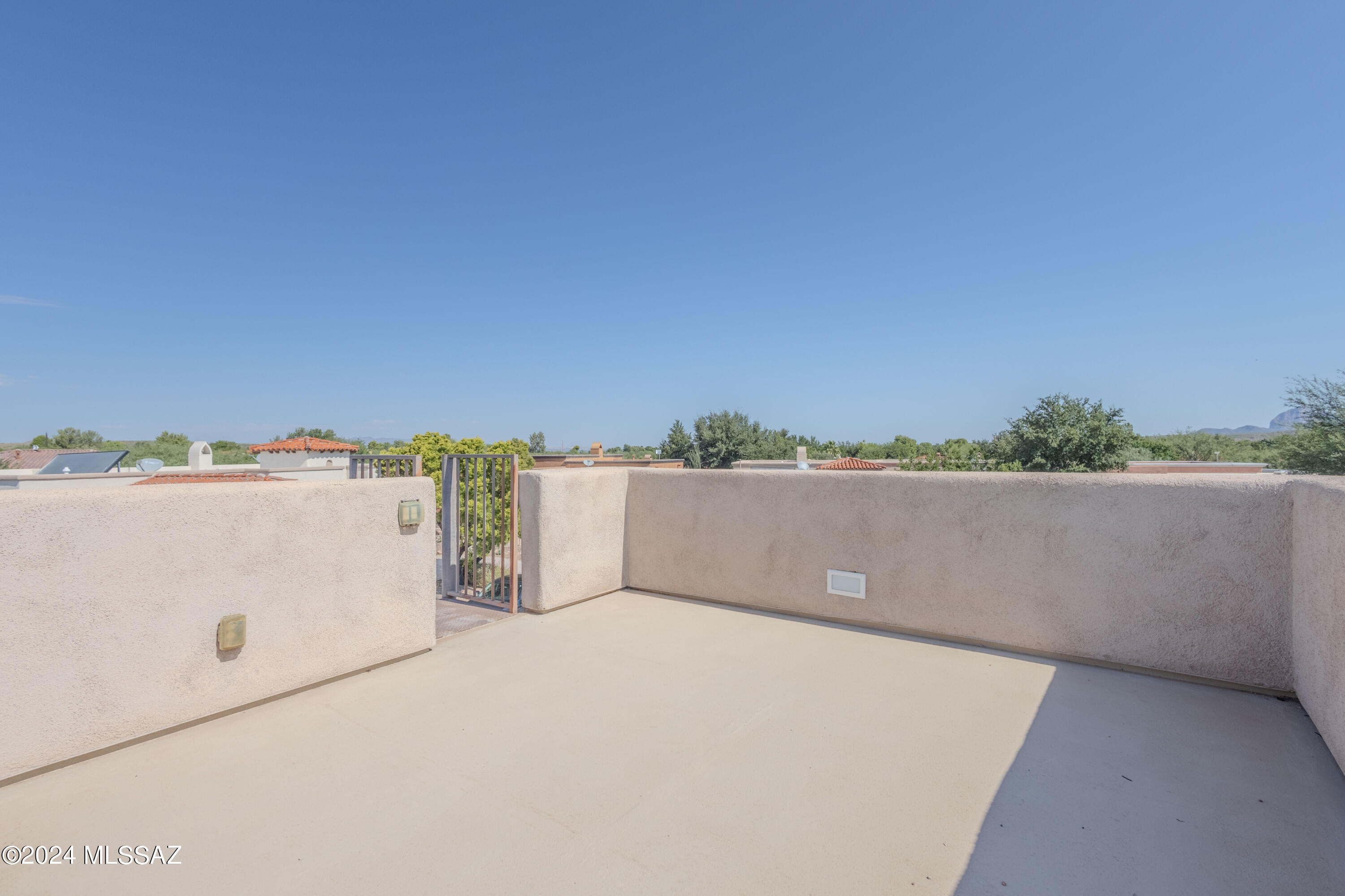 83 Avellana Court