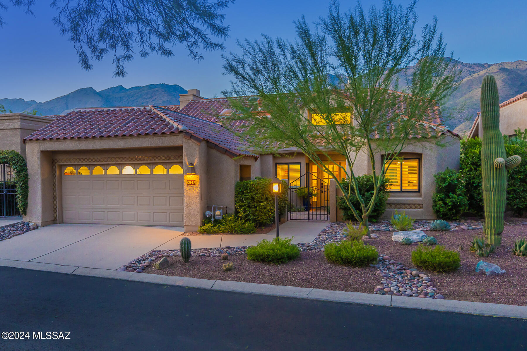 6945 E Nuthatch Trail