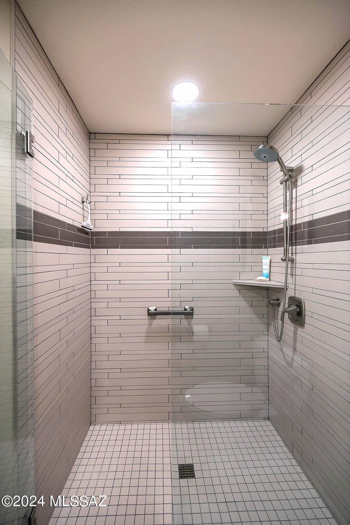 6945 E Nuthatch Trail