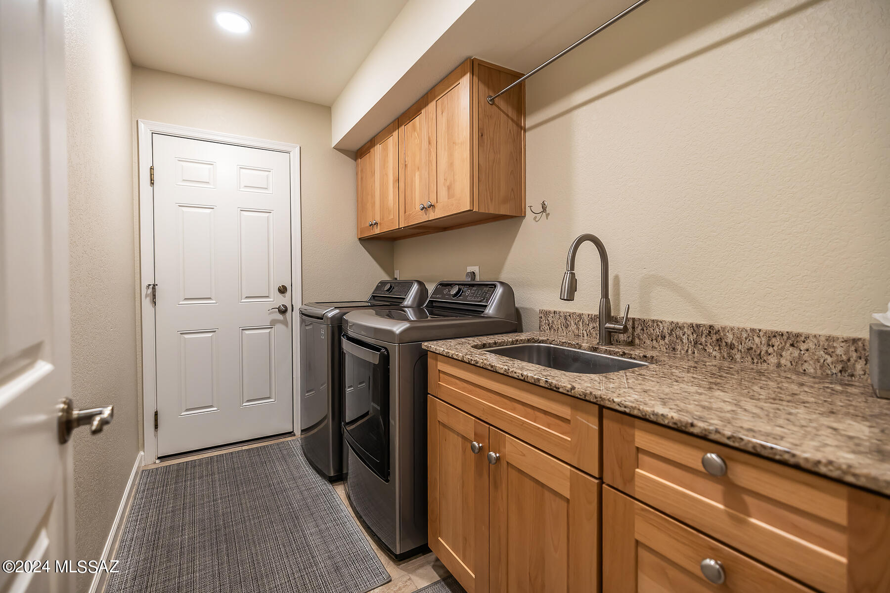 6945 E Nuthatch Trail