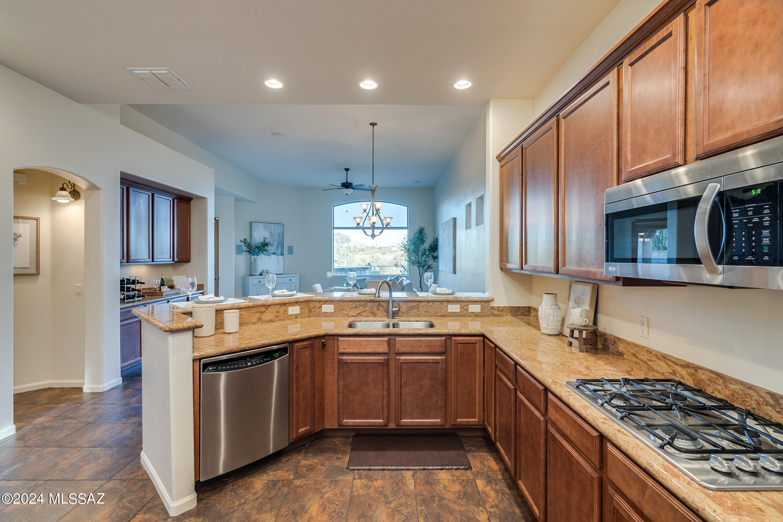 5784 N Loft Lane