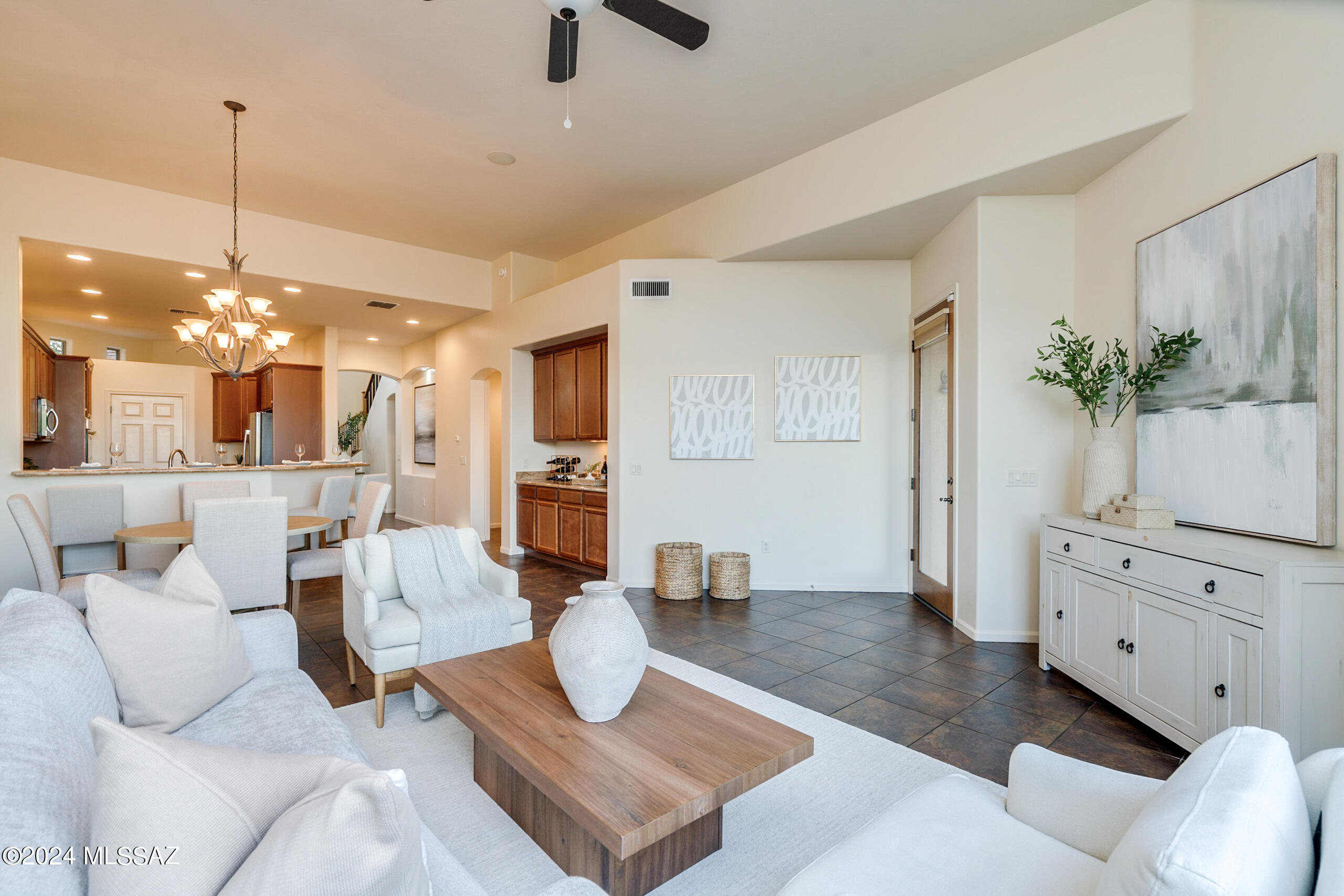 5784 N Loft Lane