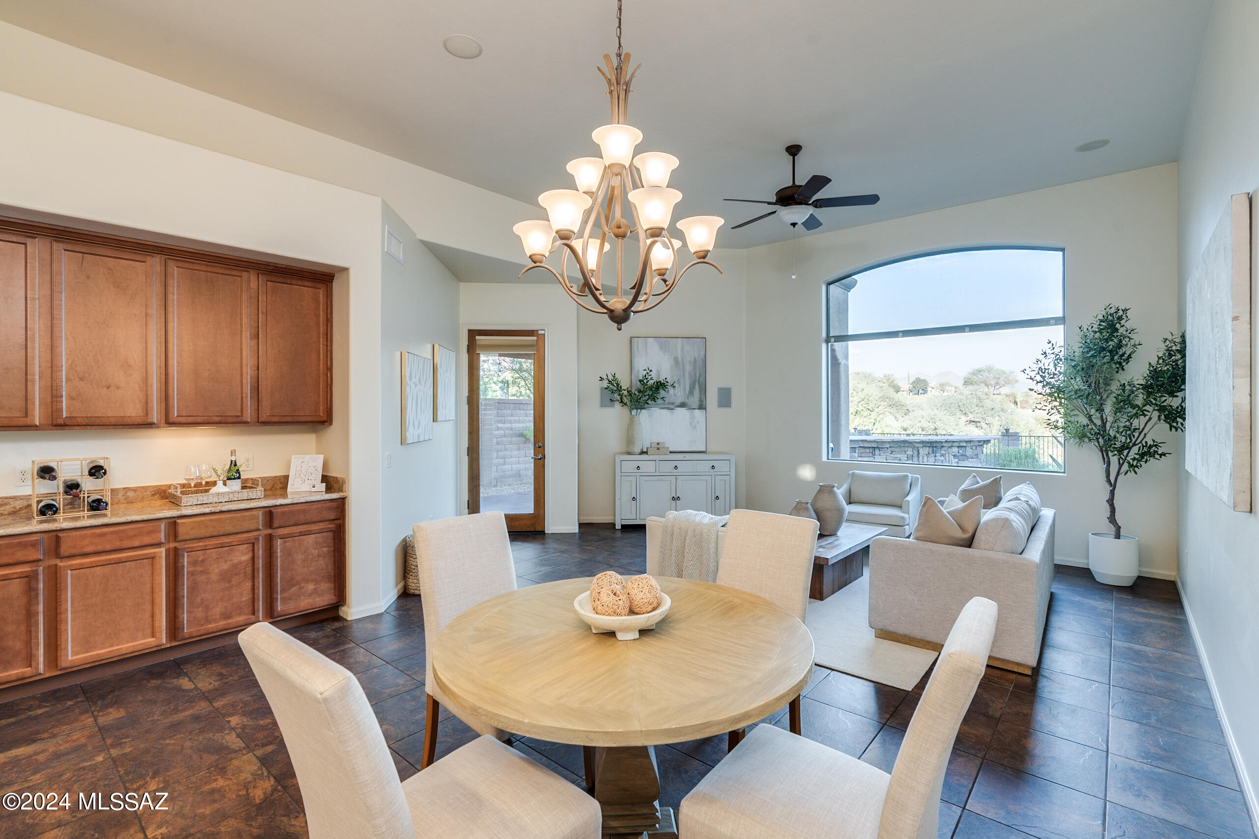 5784 N Loft Lane