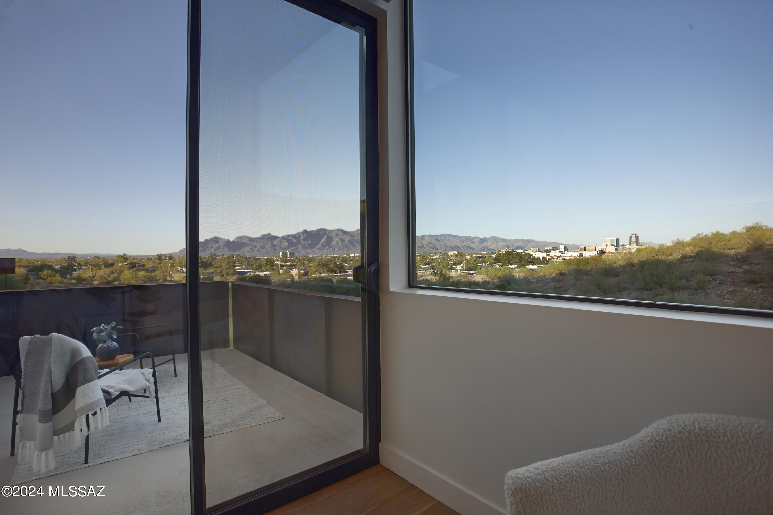 1373 W Sentinel View Loop