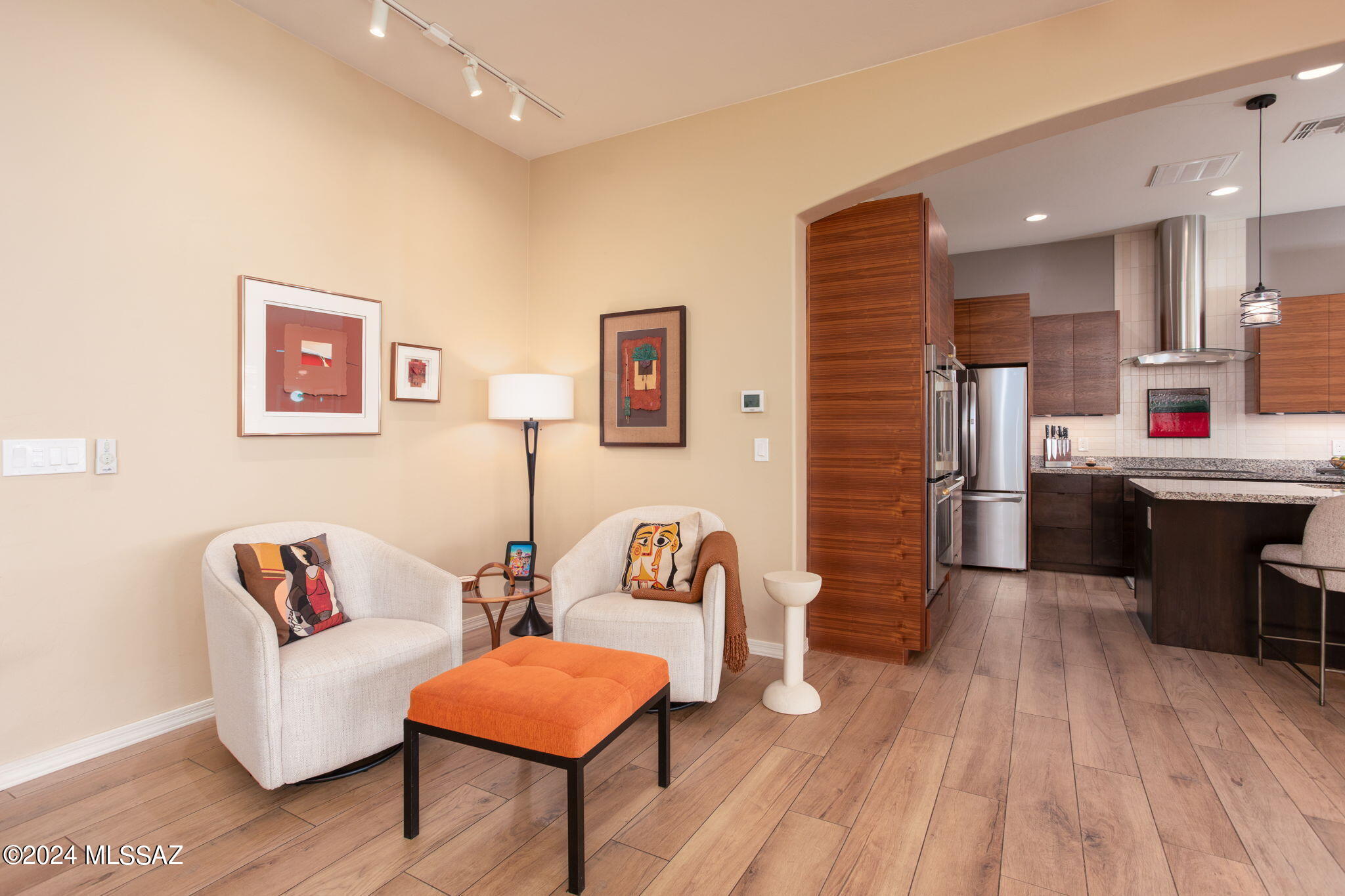 1095 W Rock Daisy Lane
