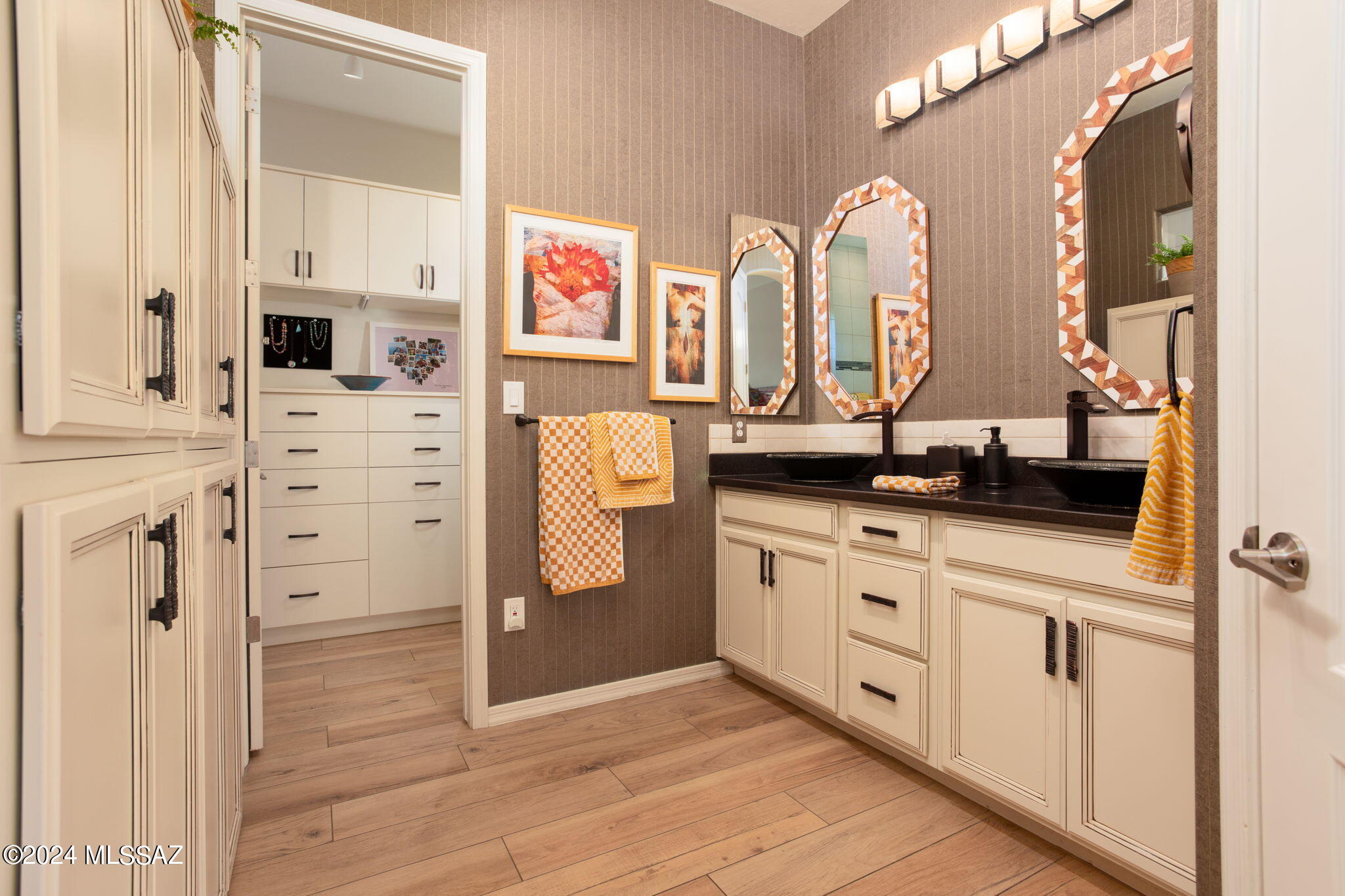 1095 W Rock Daisy Lane