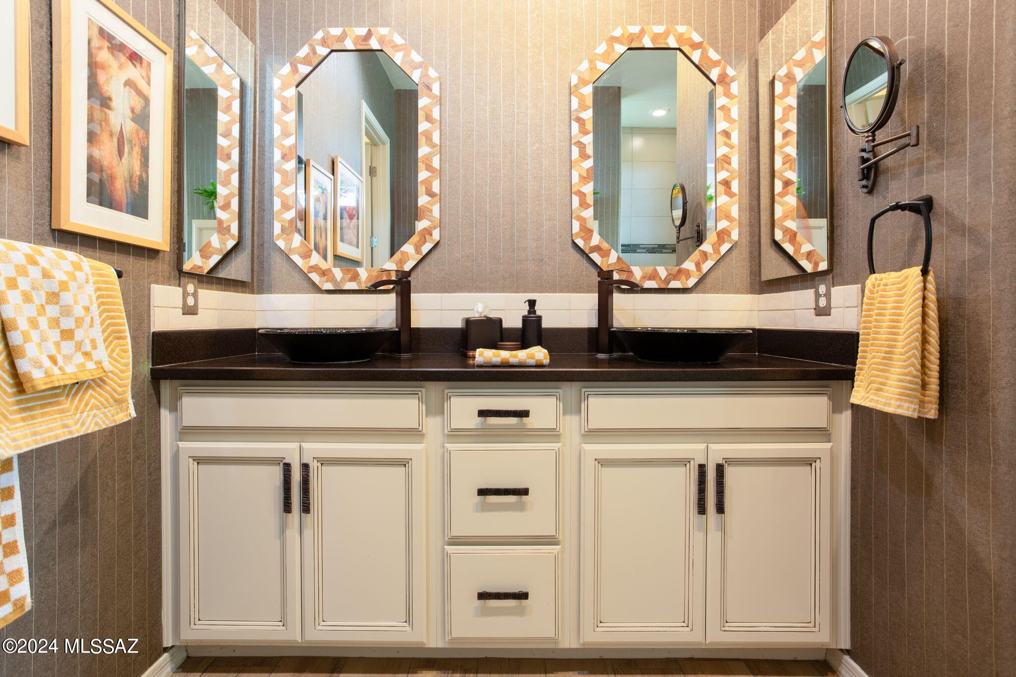 1095 W Rock Daisy Lane