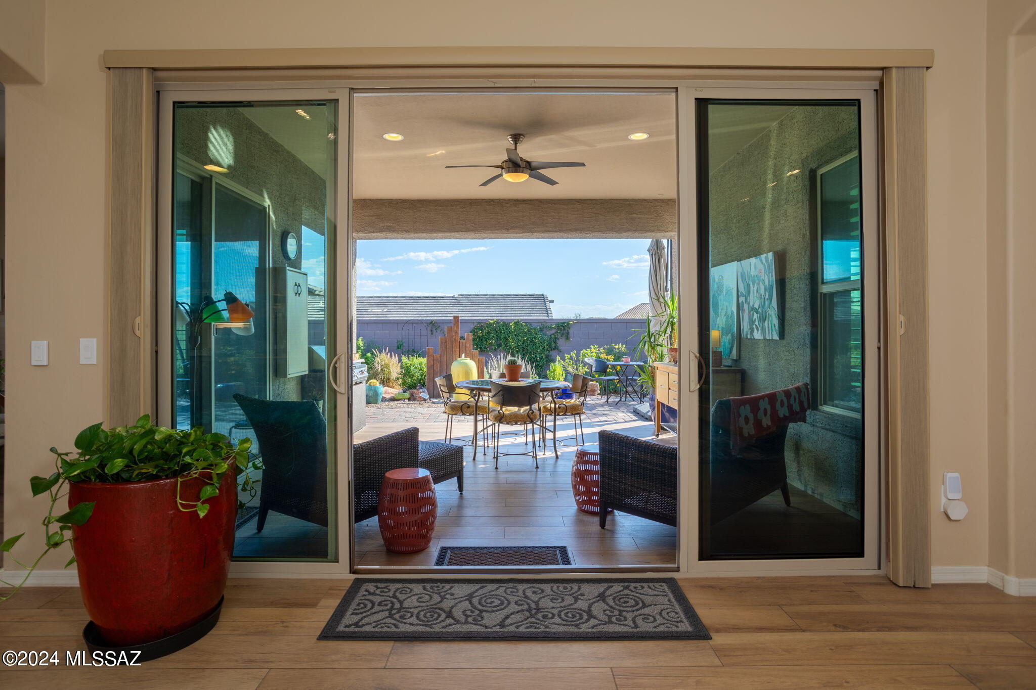 1095 W Rock Daisy Lane