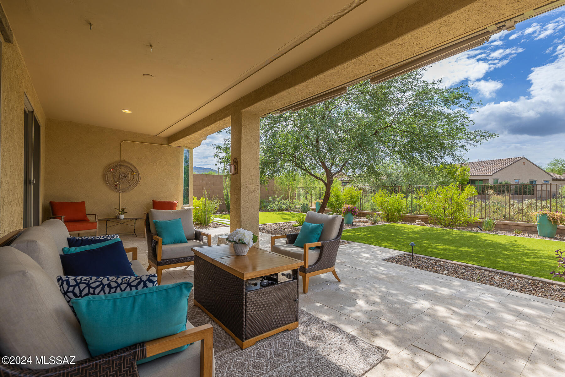 6811 W Cliff Spring Trail