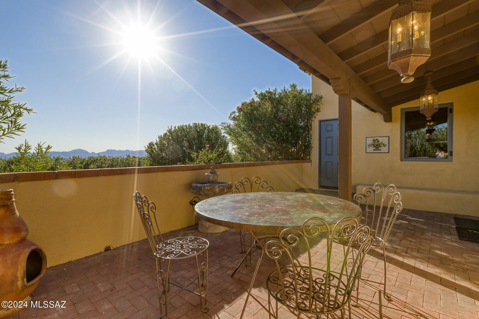 4801 N La Lomita